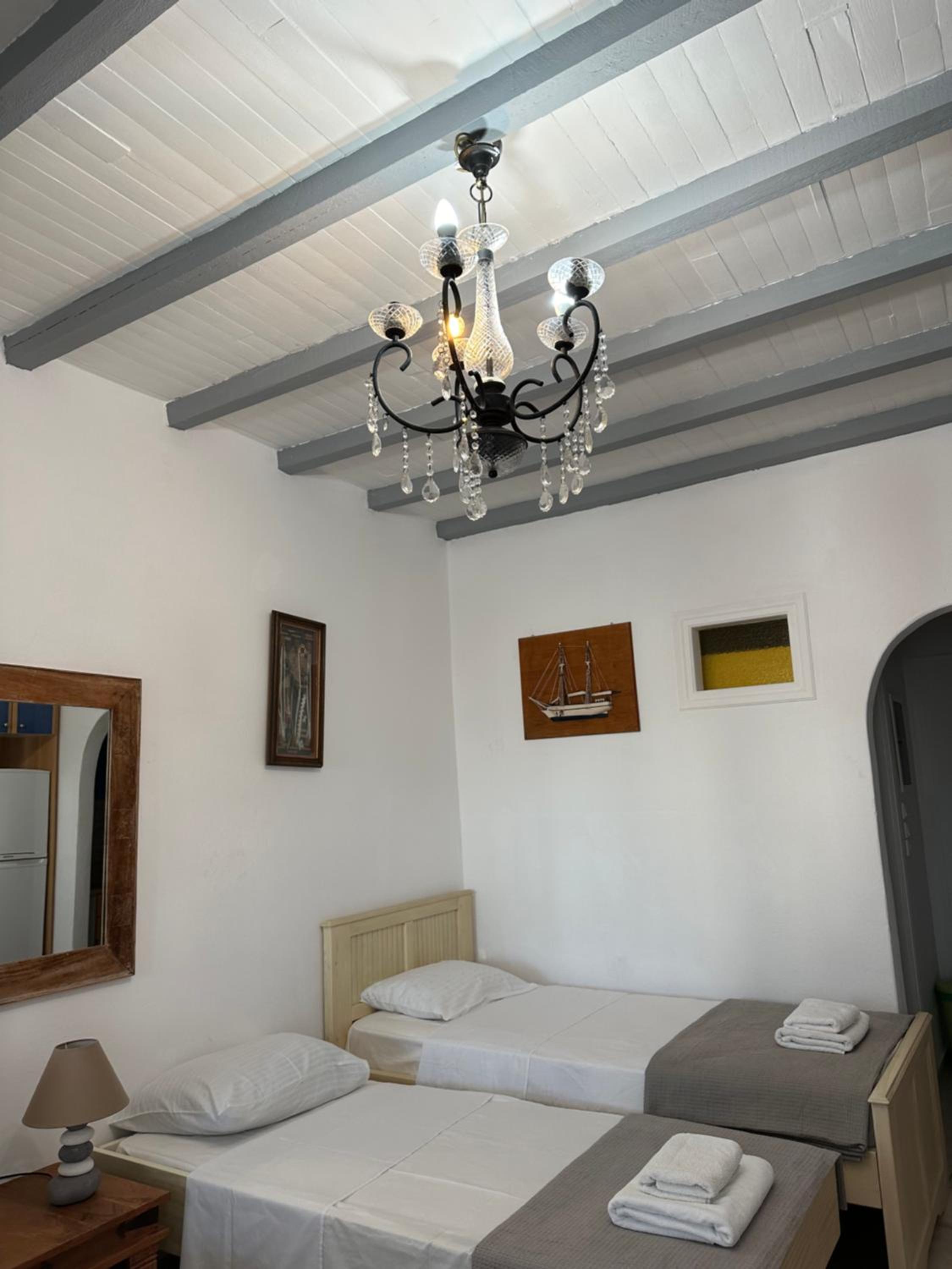 Harry s studio en Naousa — bedroom