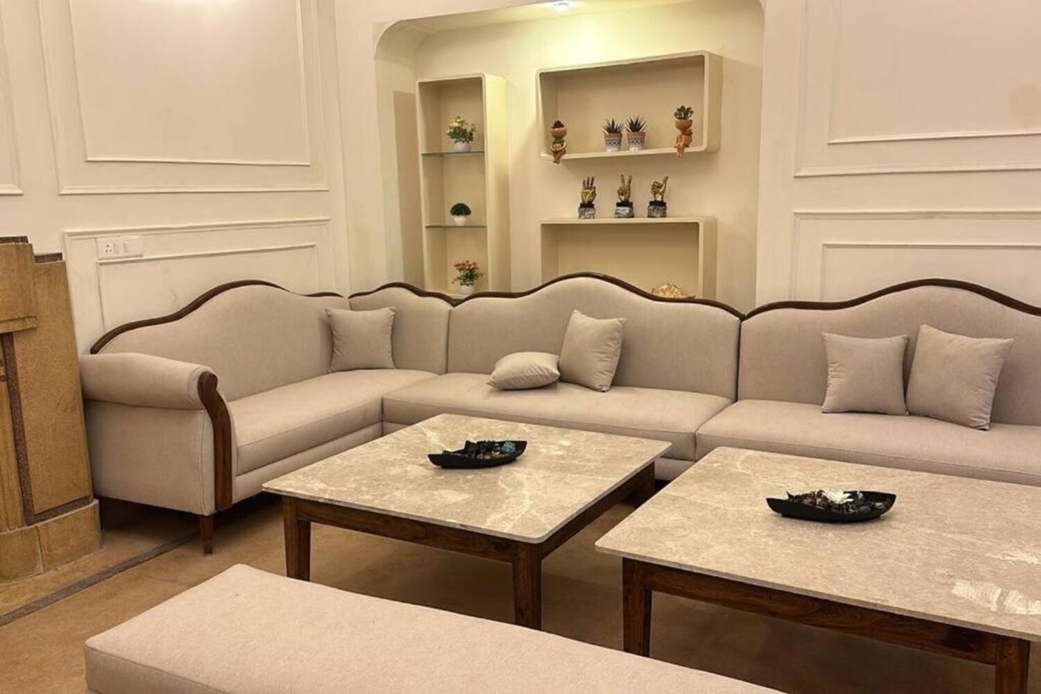 Colonial 3br Villa In Dehradun With Outdoor Jacuzzi By Especial Rentals