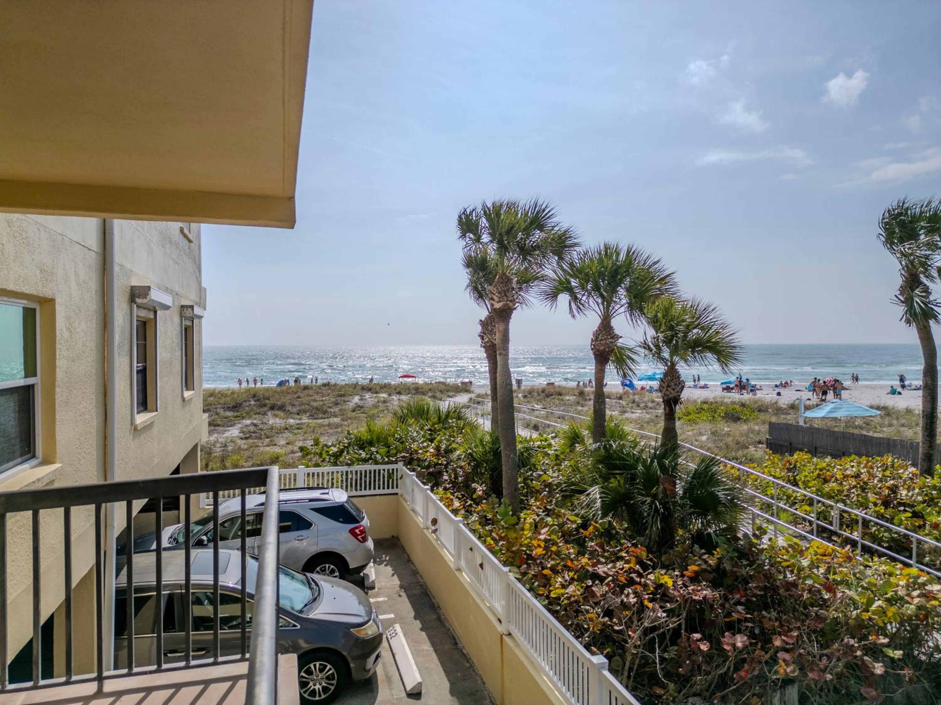 Beach View Balcony 1b 1b - King - Surf Song #239