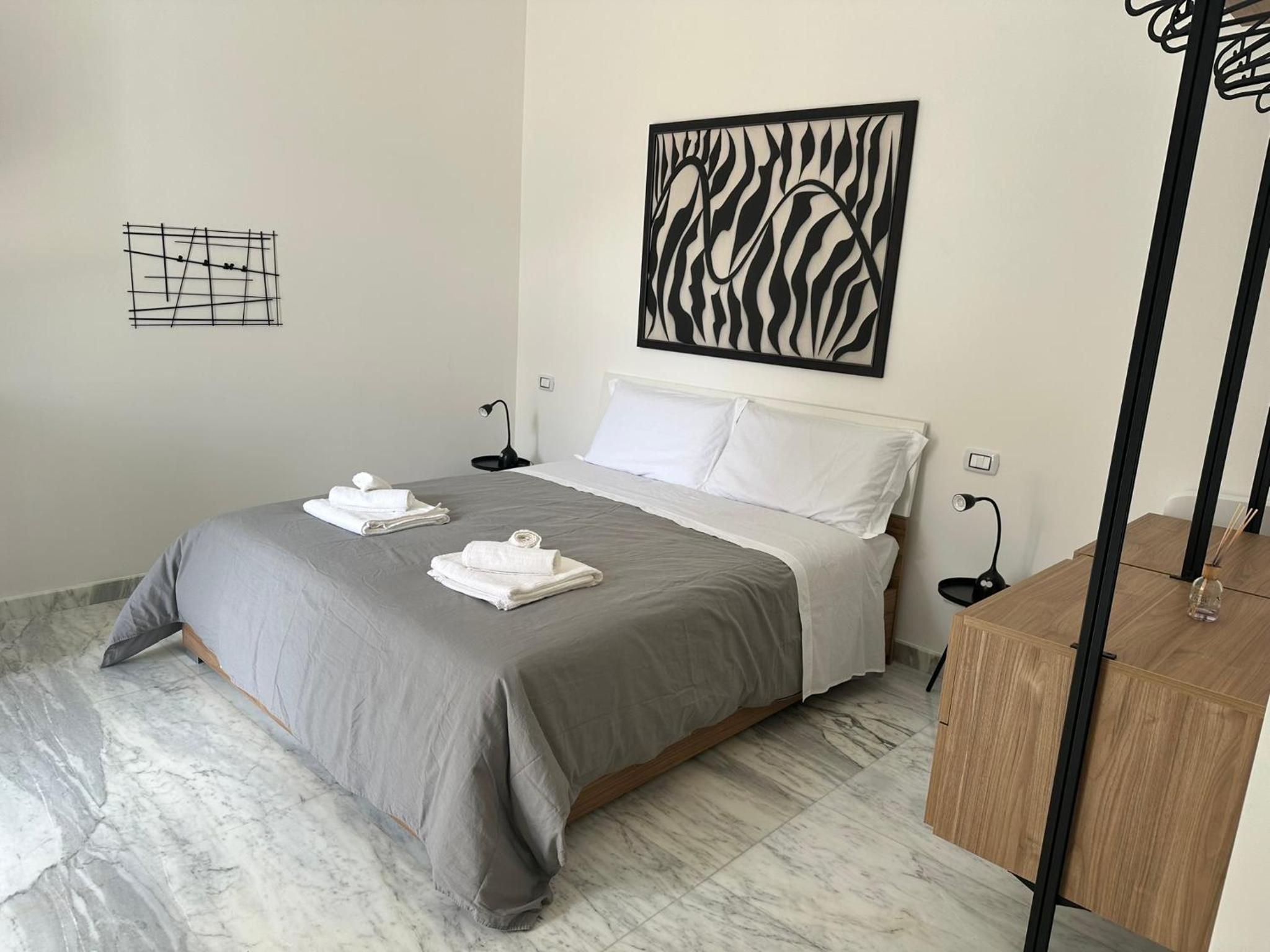 Lily Suite
