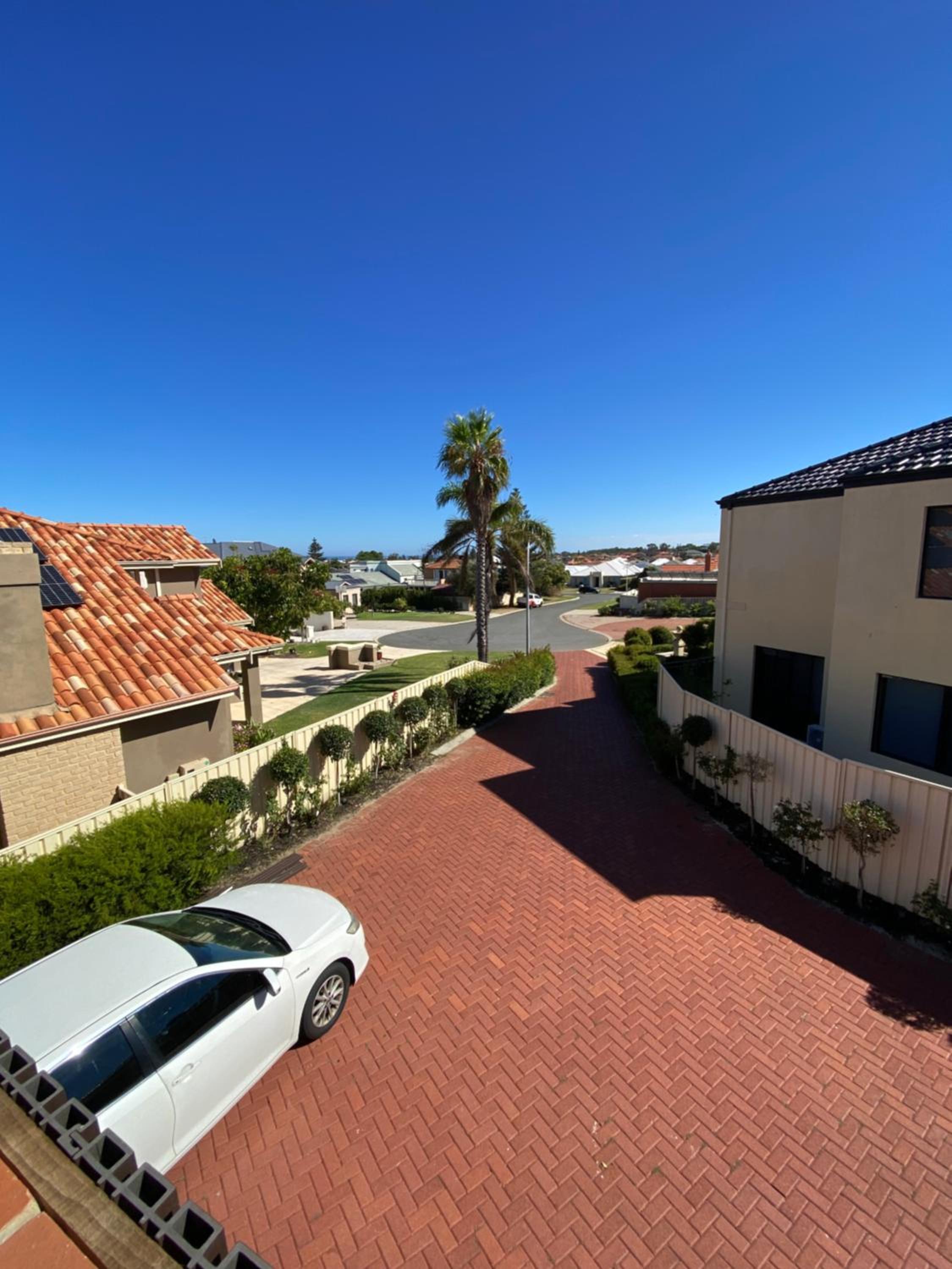 Hillarys Sea-View Panoramic Living