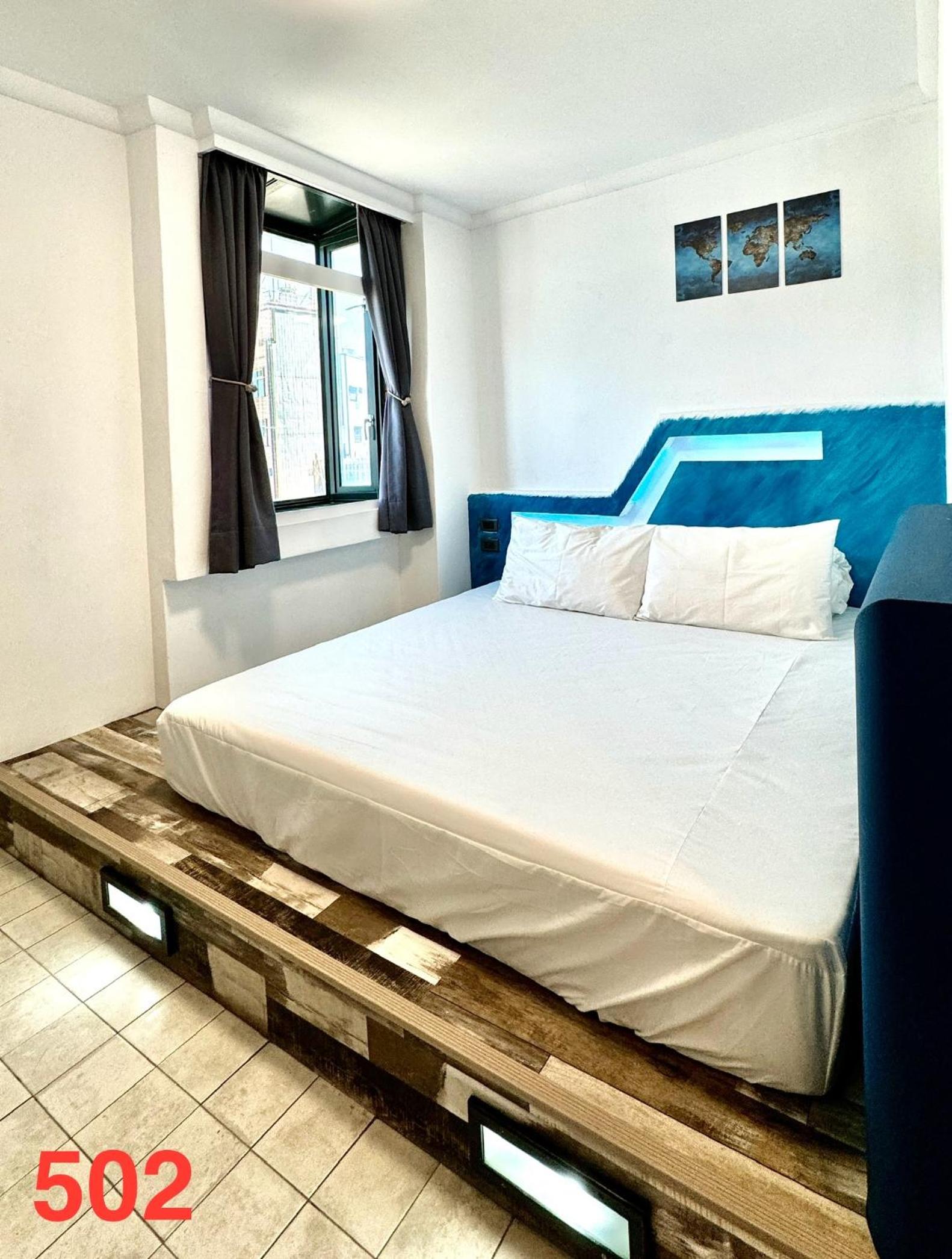 Stay Hotel