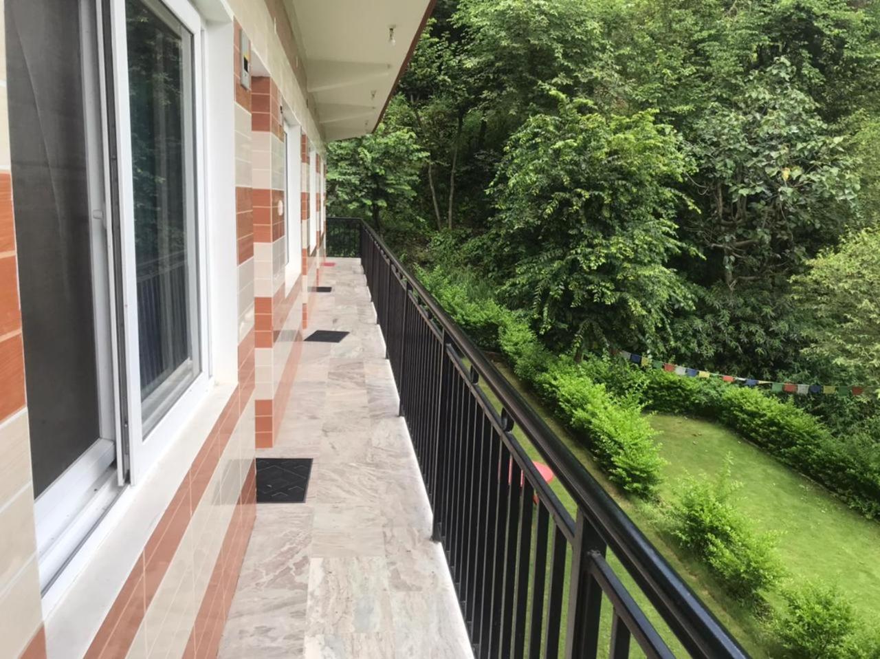 shadow homestay