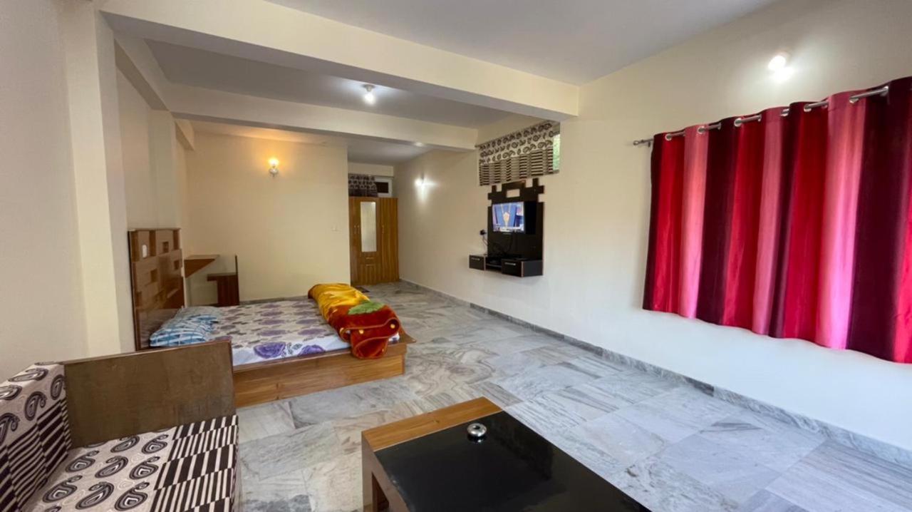 shadow homestay