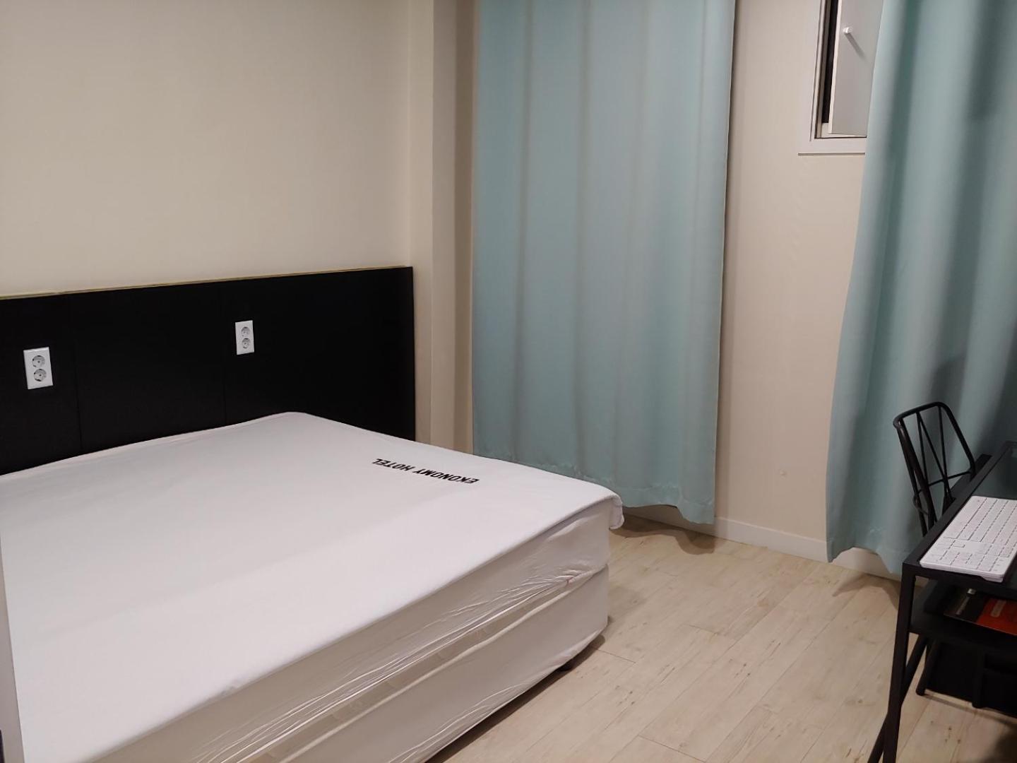 Ekonomy Hotel