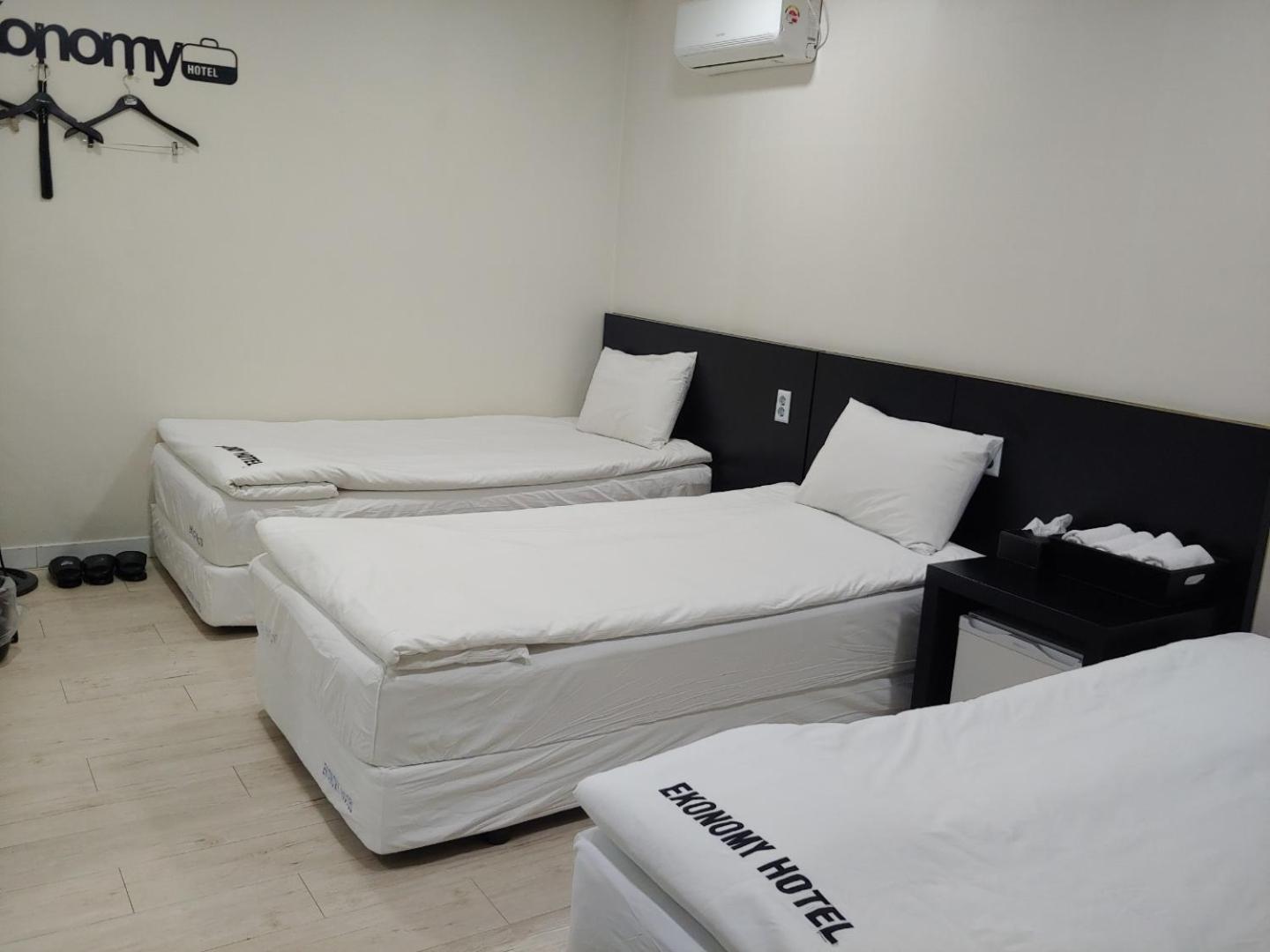 Ekonomy Hotel