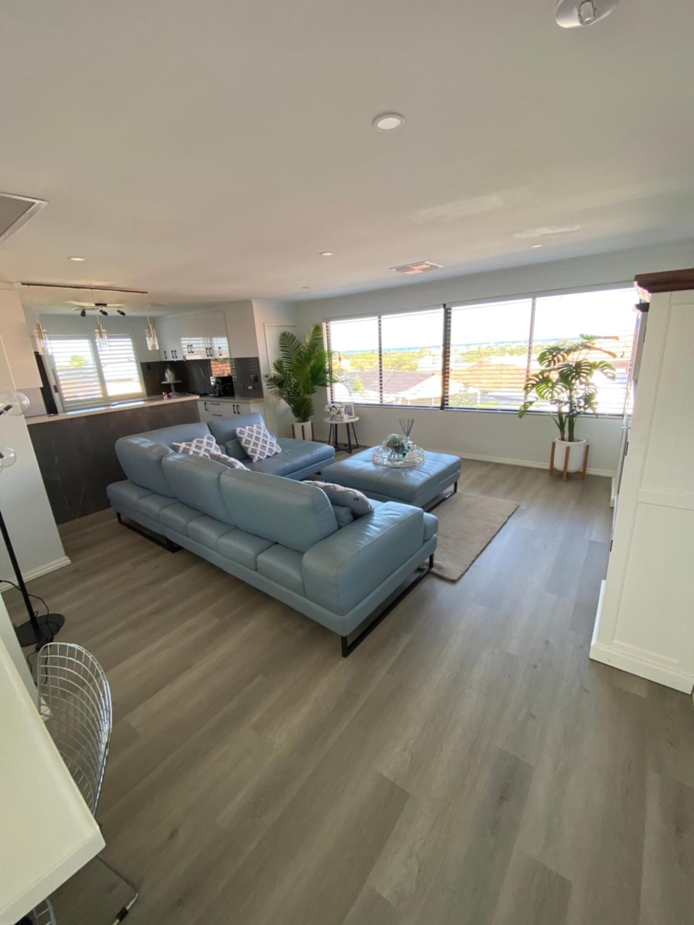 Hillarys Sea-View Panoramic Living