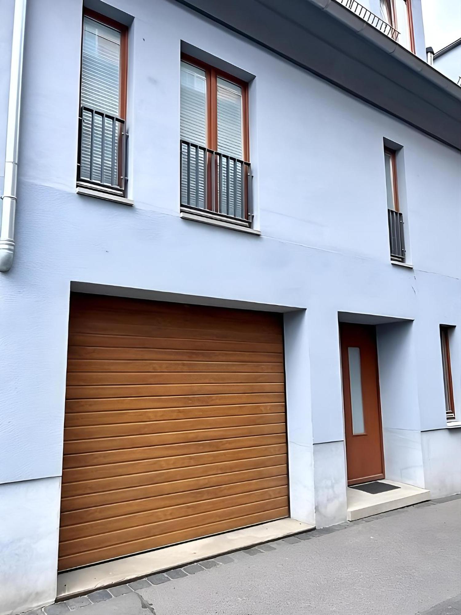 Elegantes Haus - direkt am Domplatz - Vollausstattung - Garage