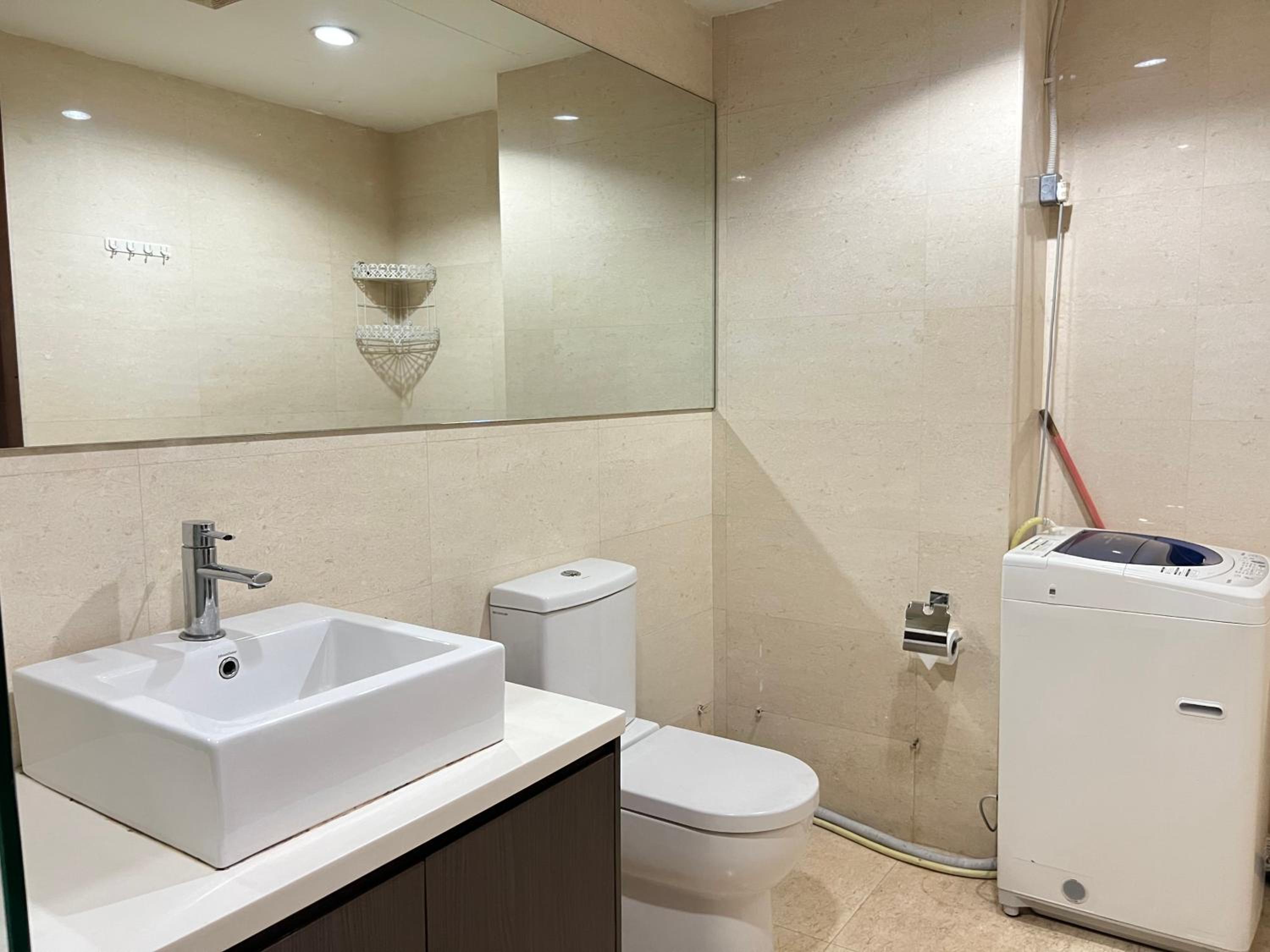 Spritz Empire Regalia Suites & Residence