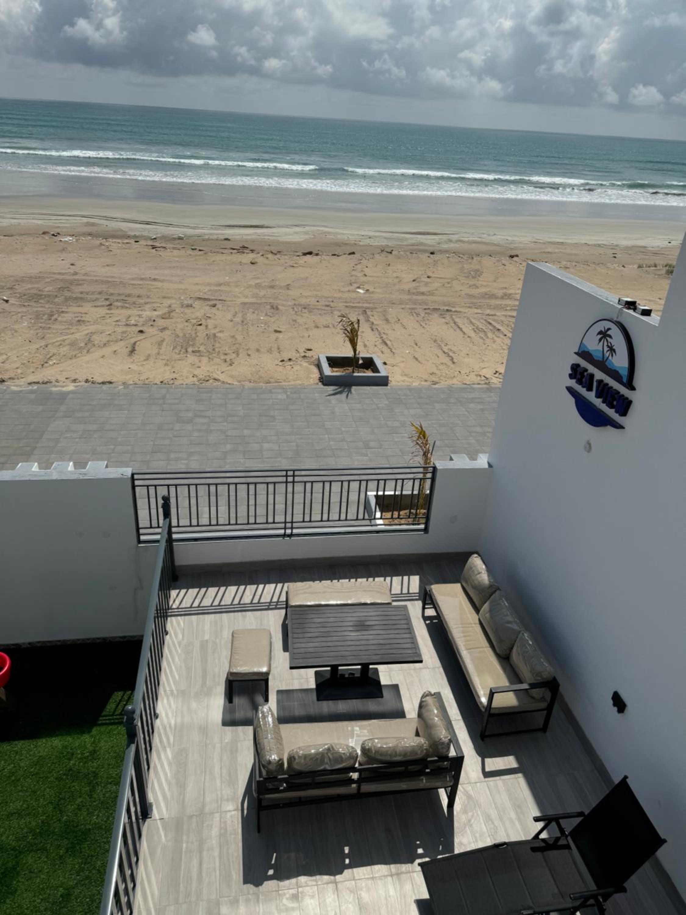 Sea View Chalet Al Ashkharah view 4