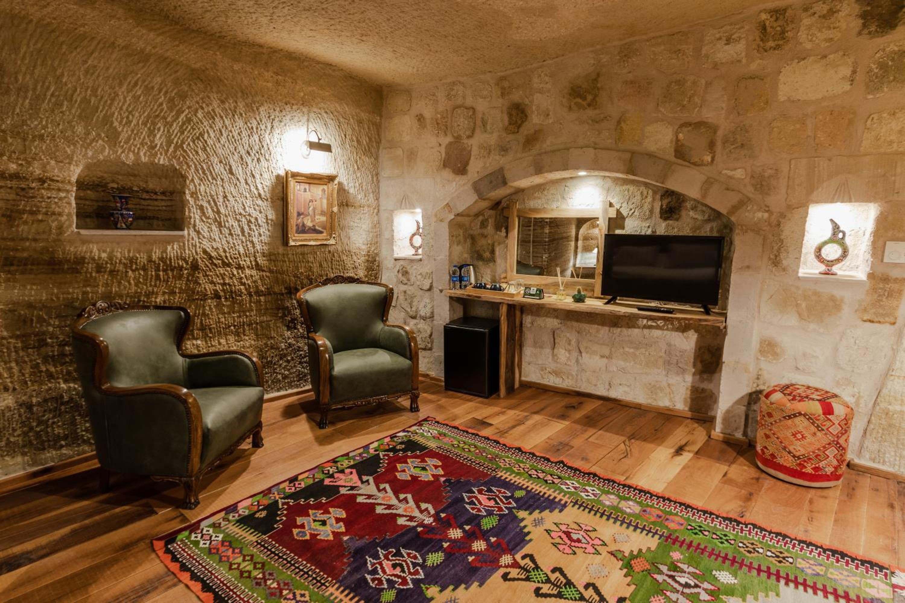 Sultan Cave Suites - Image 73