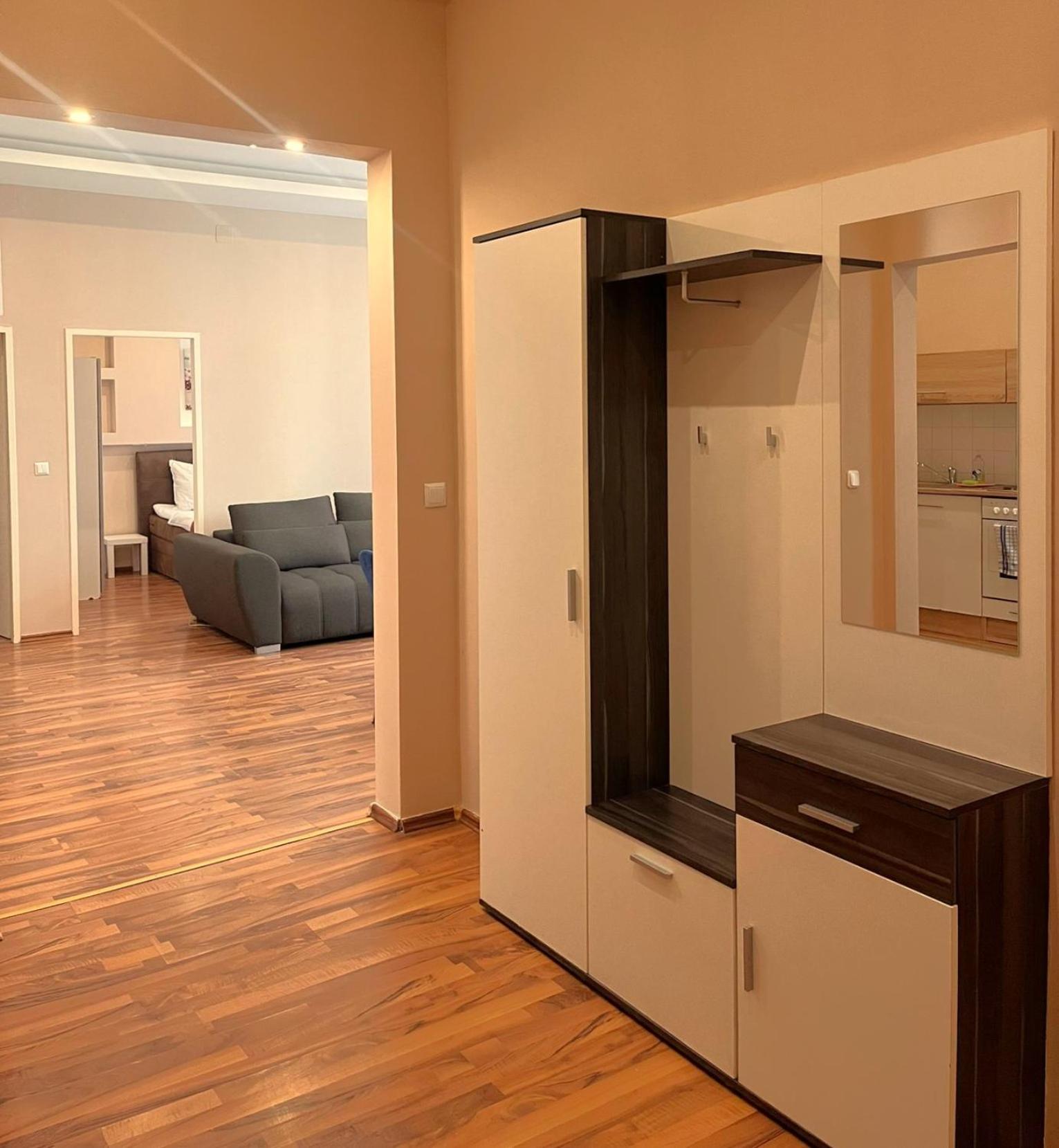 Aurellia Serviced Apartments