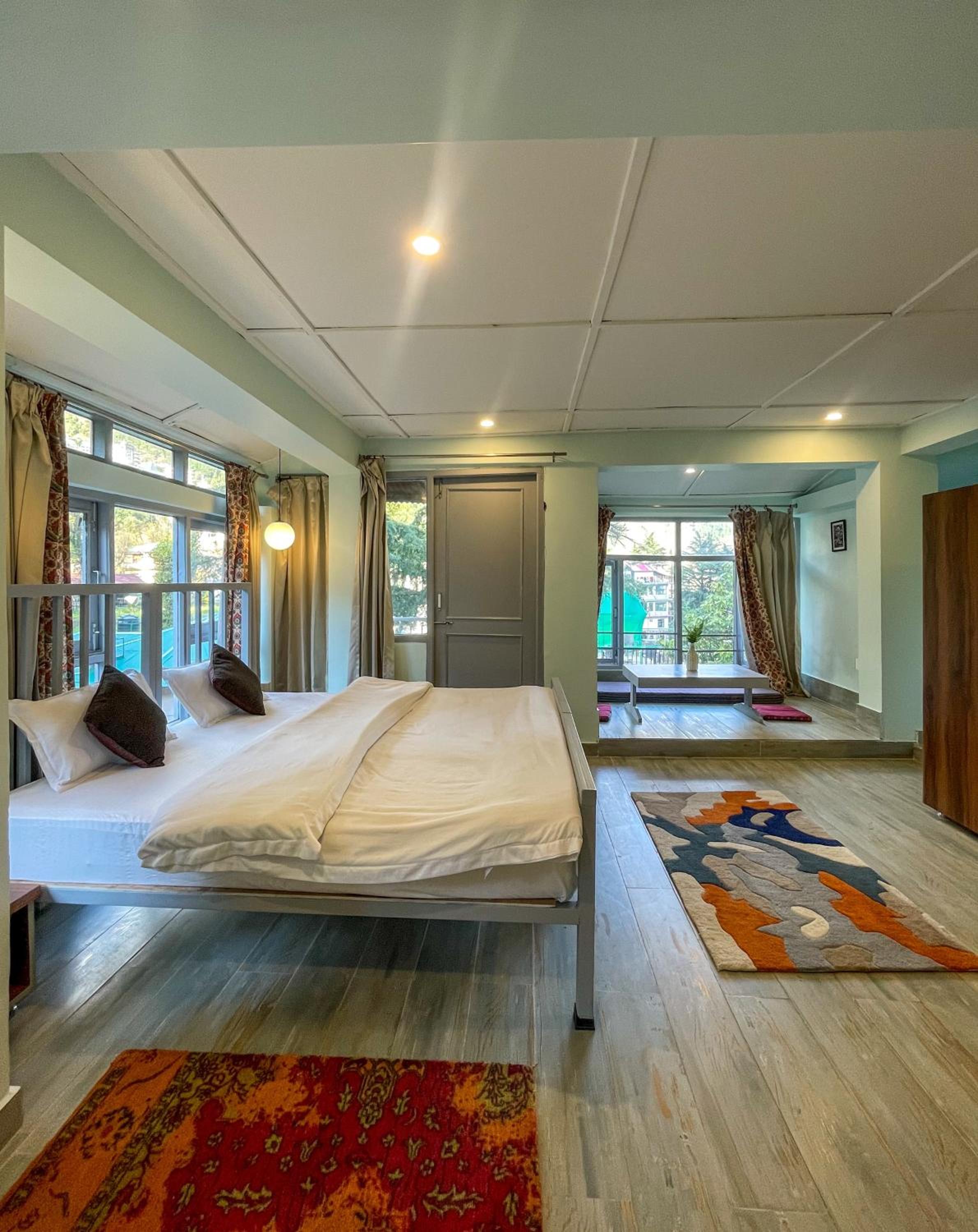 Eevolve Dharamkot - An Eco Hostel view 2