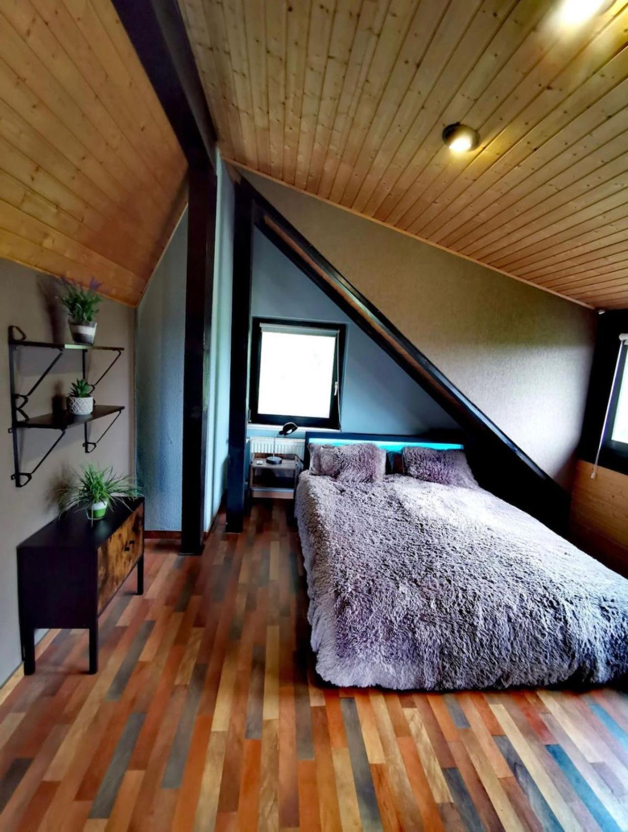 Haushälfte mit Jakuzzi in Frankenberg