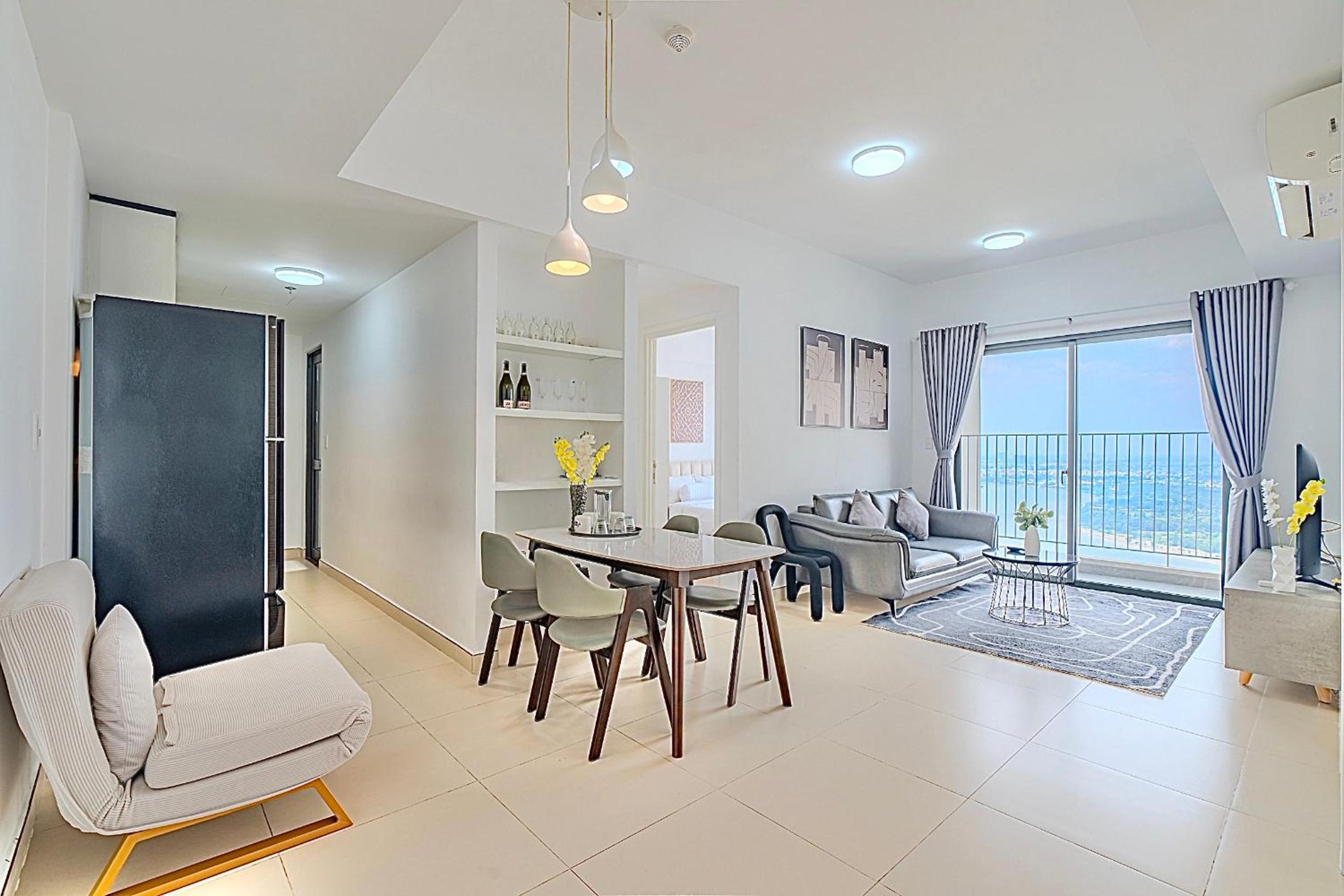 ambiHOME 2BR 2WC in Masteri Thao Dien District 2