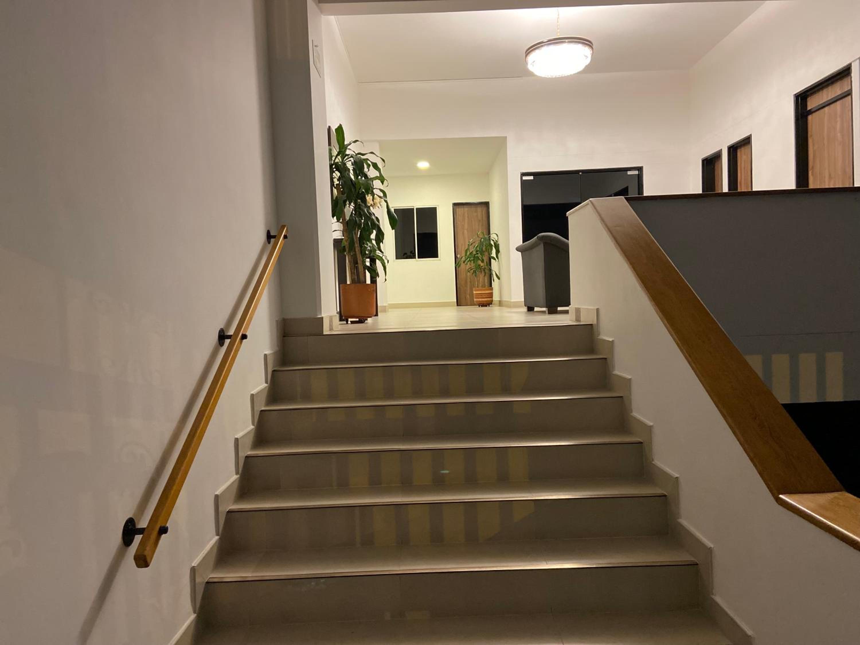 Apartamento familiar de 2 alcobas estadio Laurled plaza mayor
