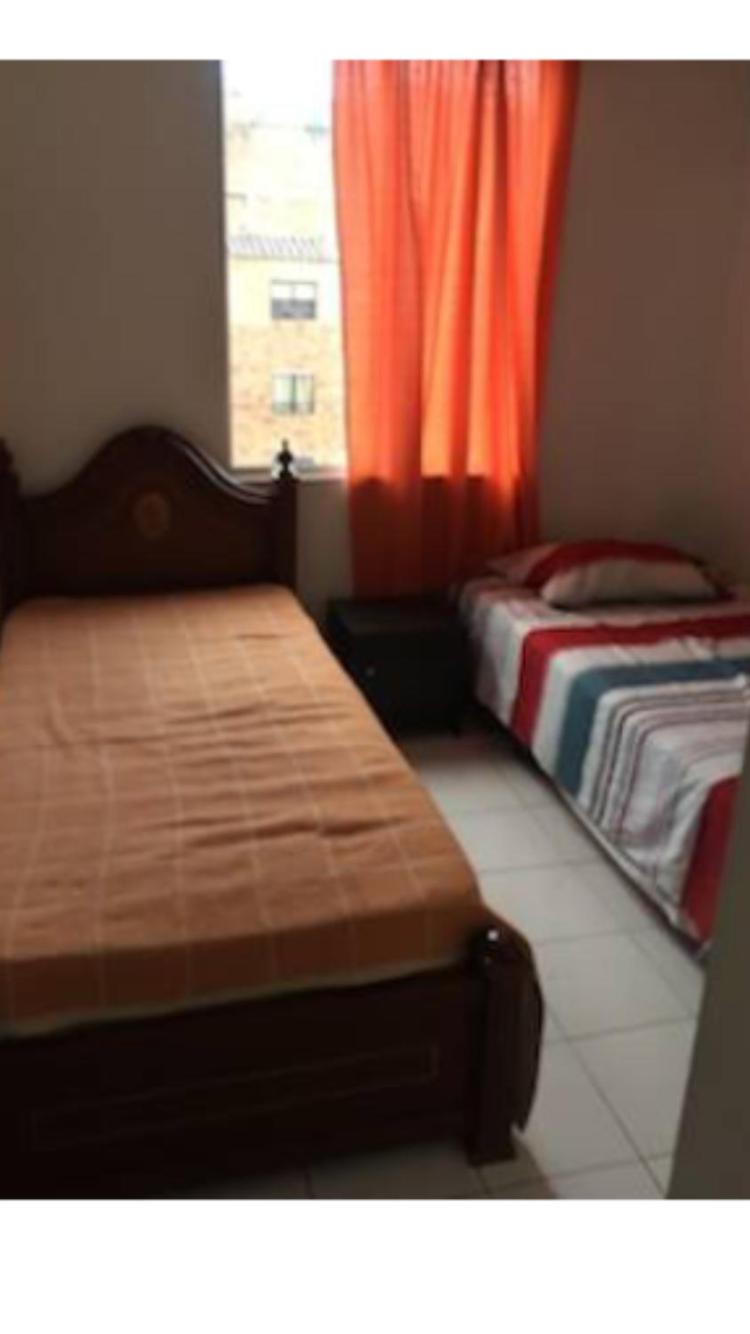 Apartamento familiar de 2 alcobas estadio Laurled plaza mayor