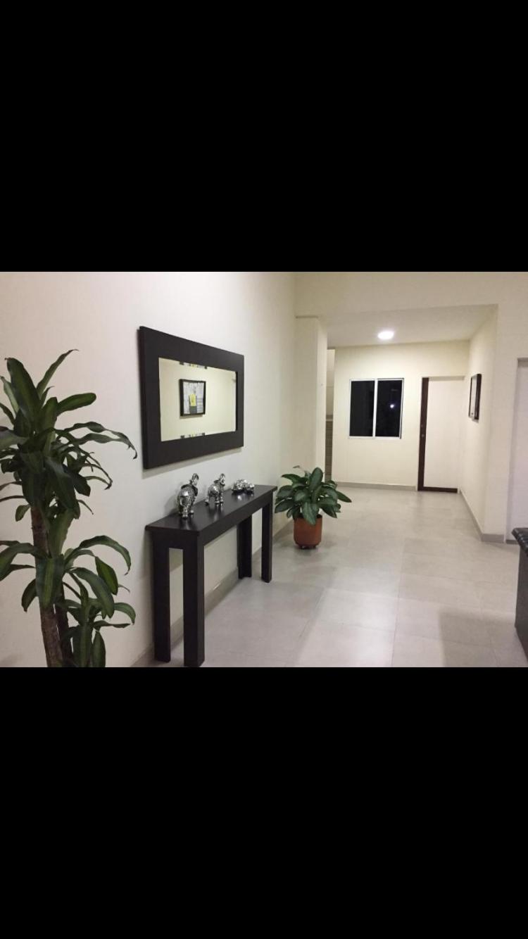 Apartamento familiar de 2 alcobas estadio Laurled plaza mayor