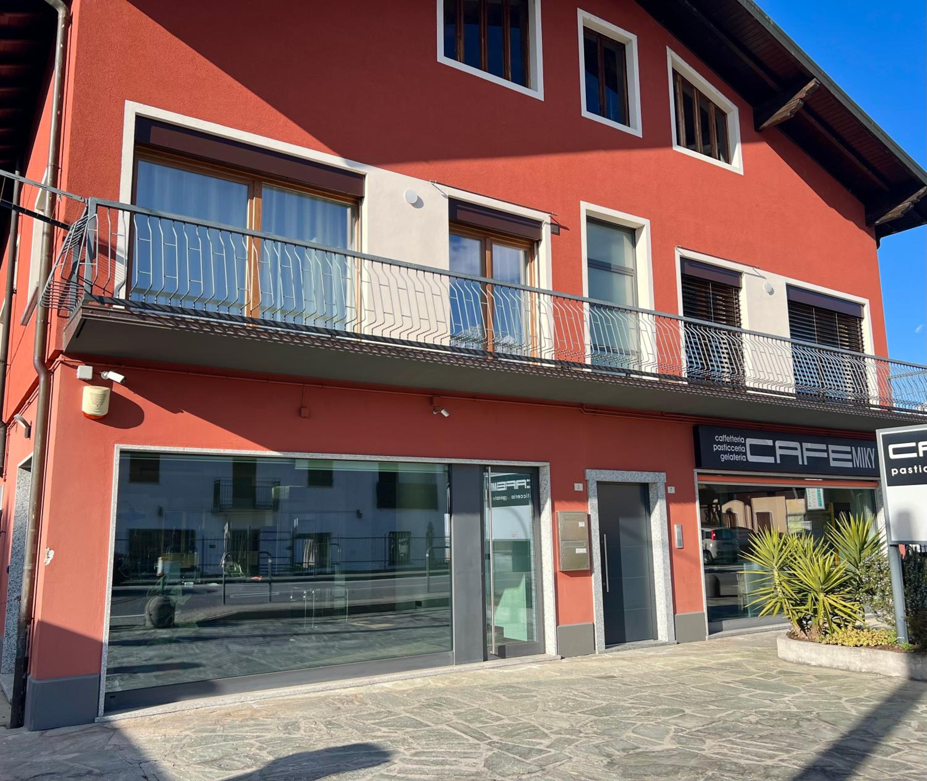 CASA PAOLA Central Stay by the Lake