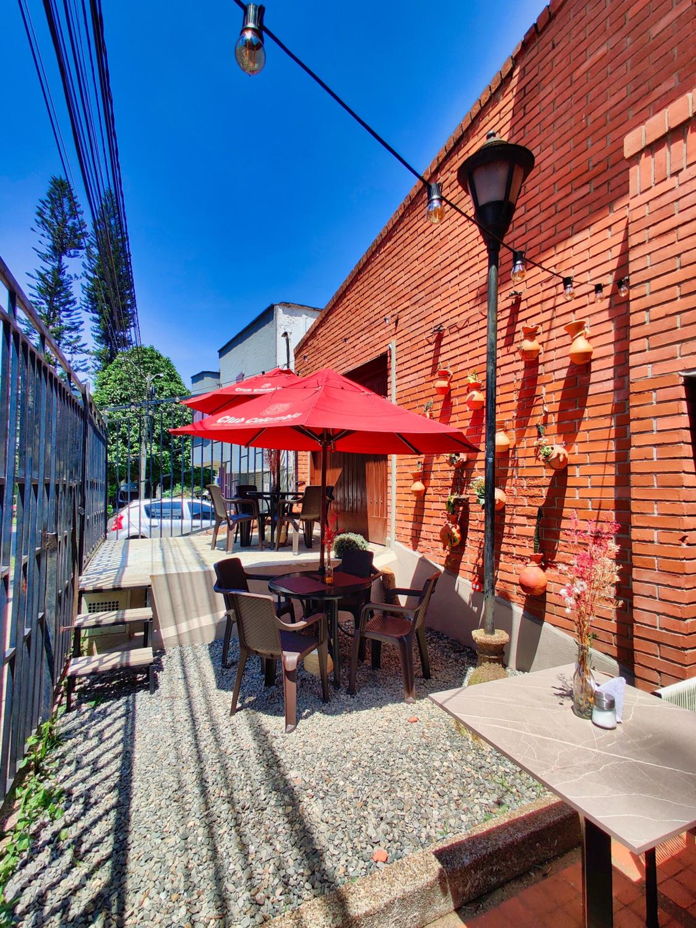 Lady Mom Hostal