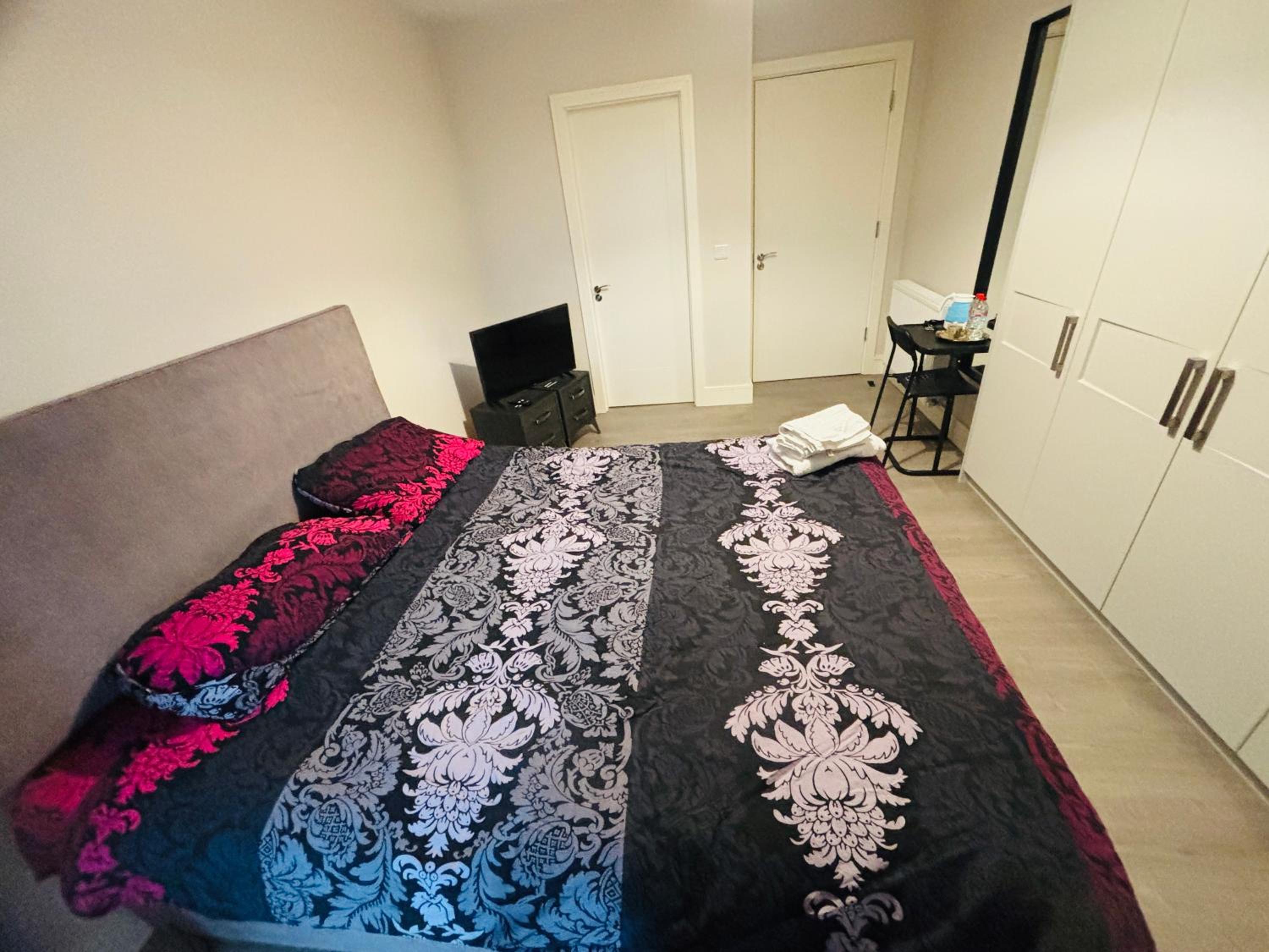 A private room,A private bathroom