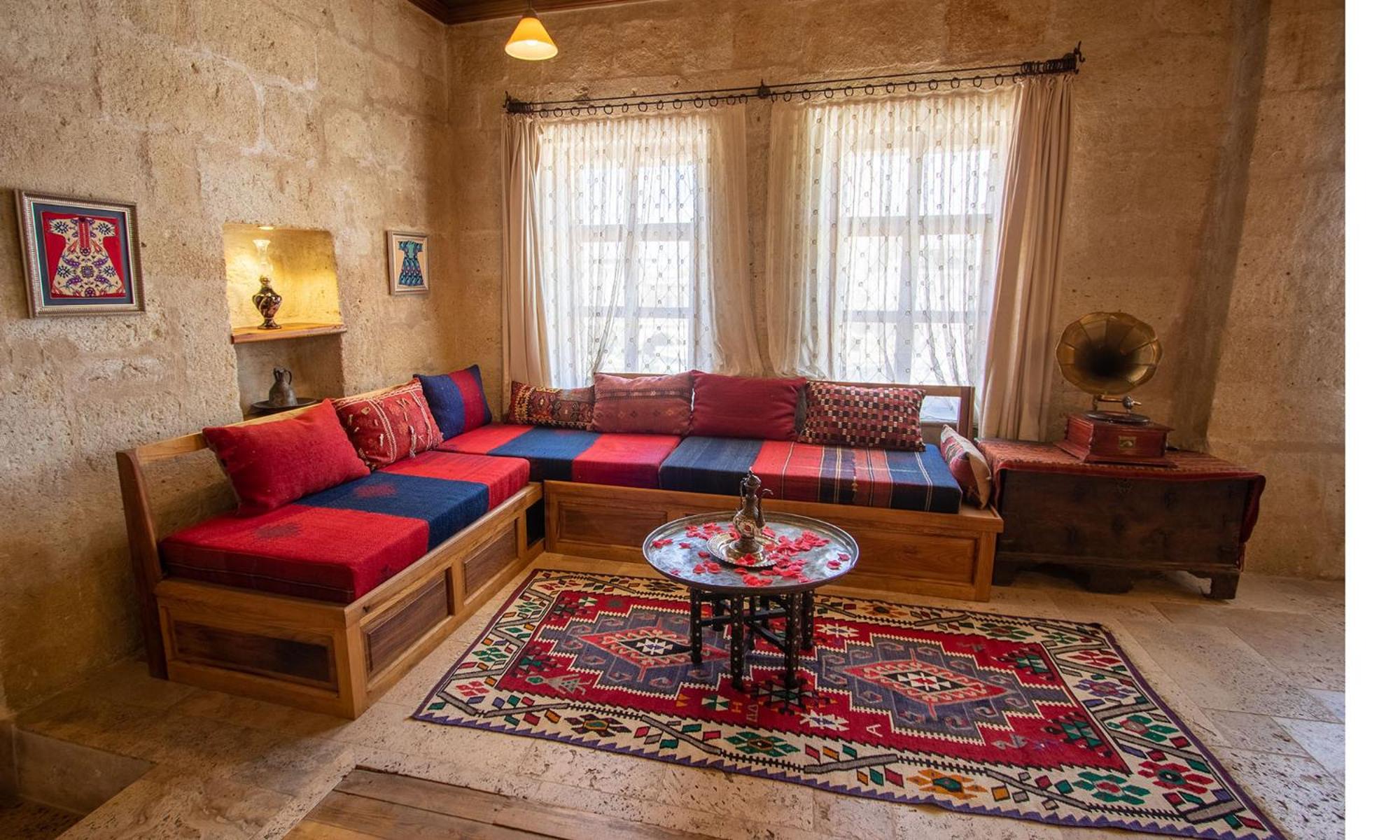 Sultan Cave Suites - Image 126