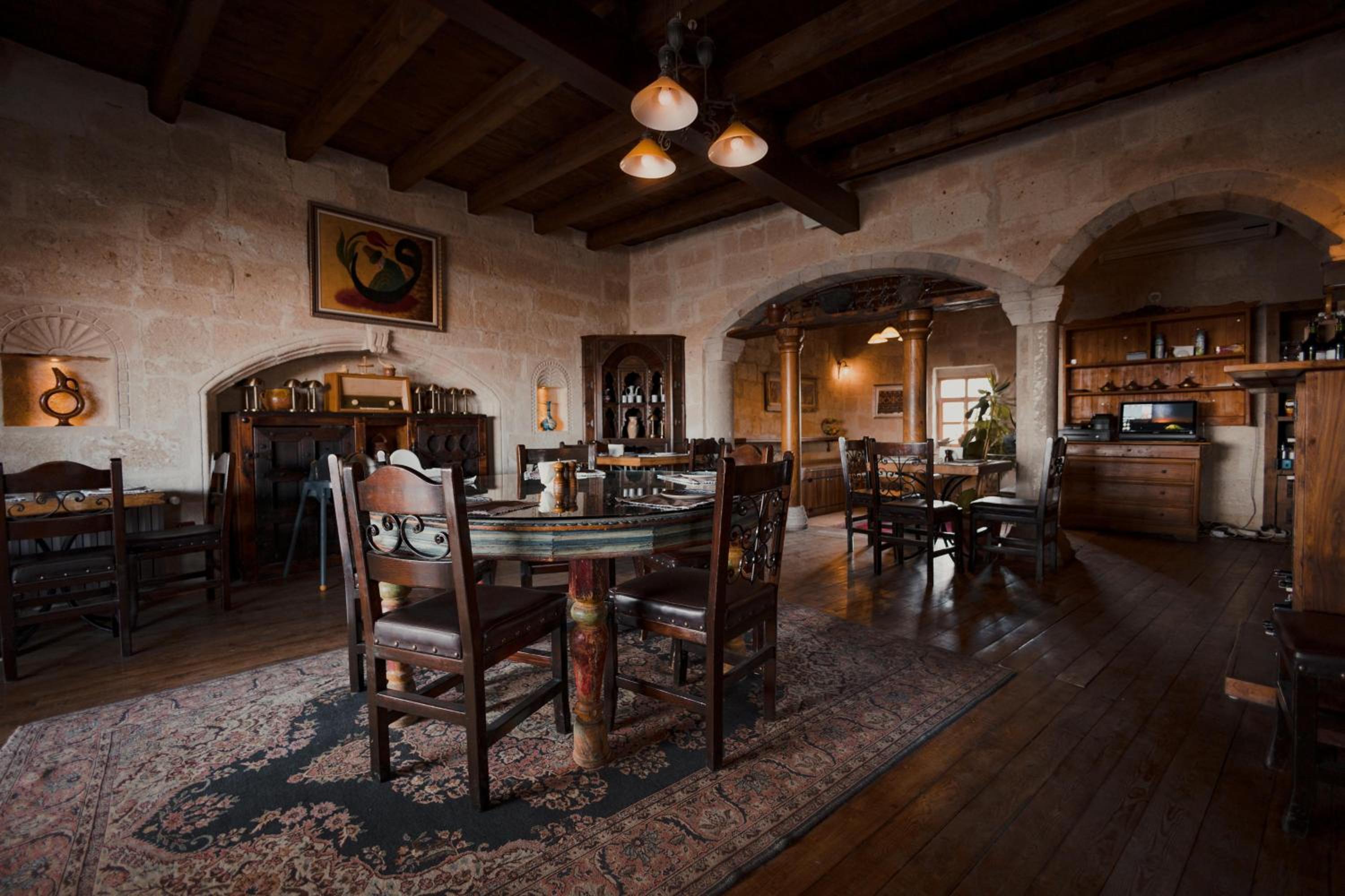 Sultan Cave Suites - Image 129