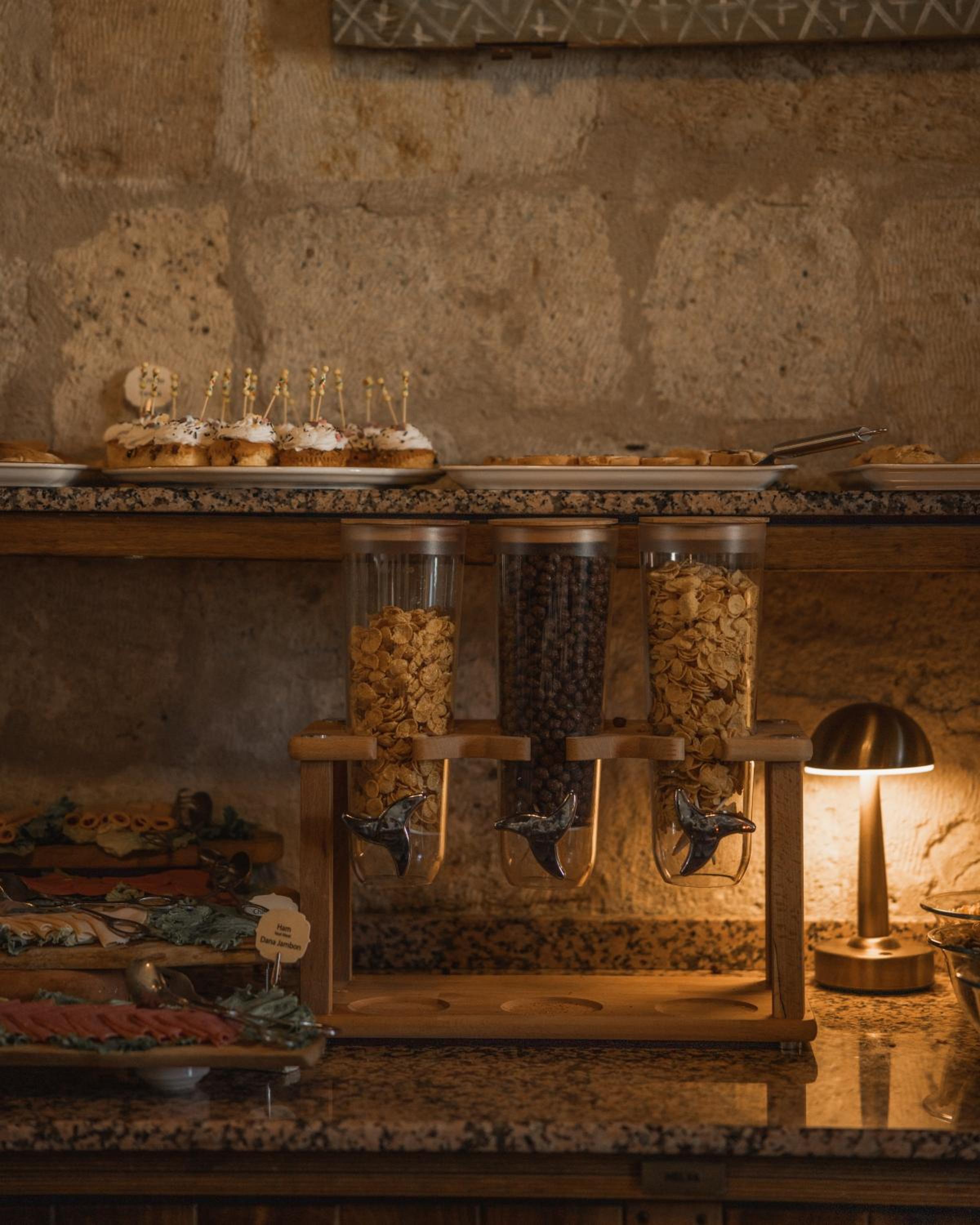 Sultan Cave Suites - Image 143