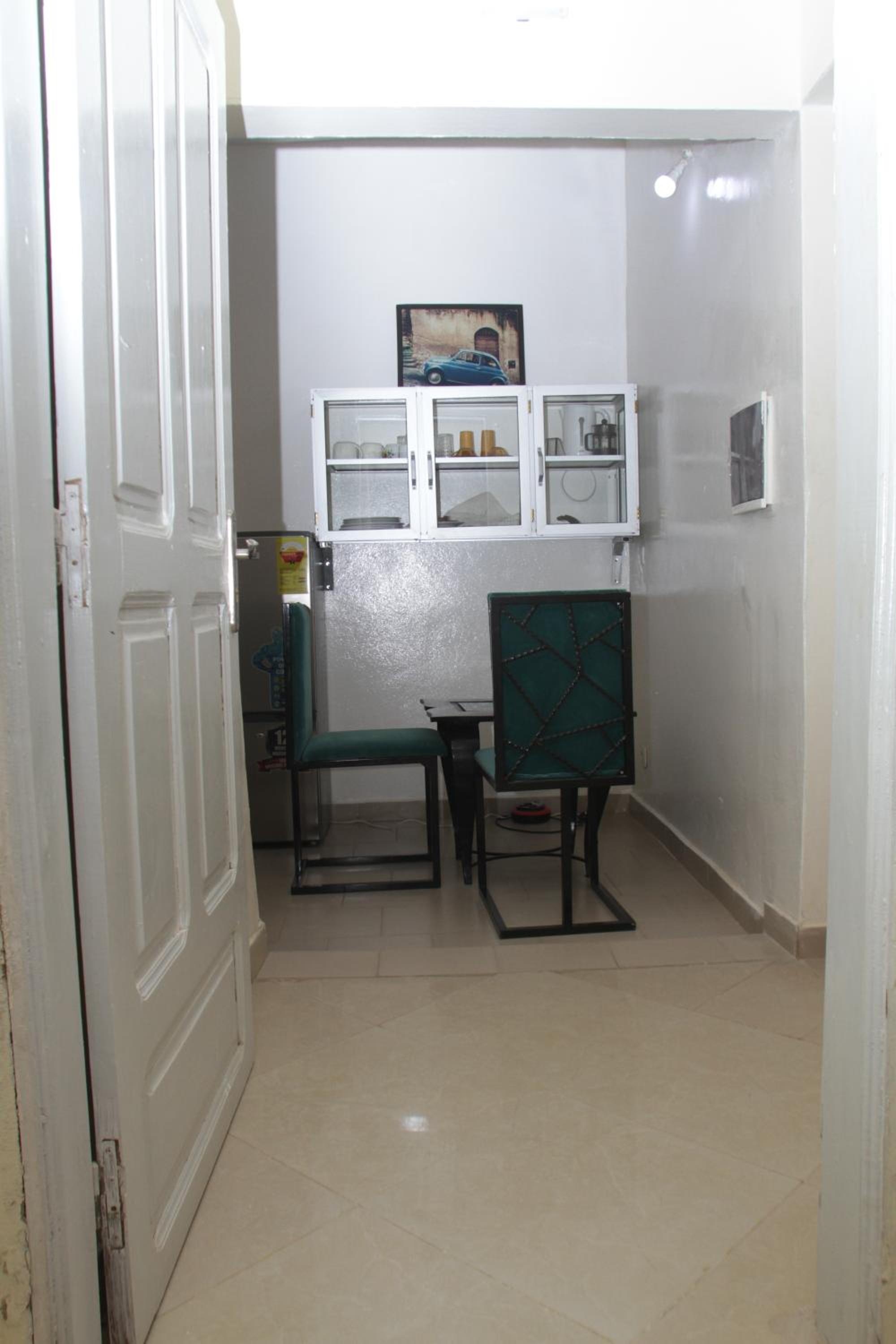 "La Coquille", joli loft, moderne, propre, sûr et calme au cœur de Saly, photo 9