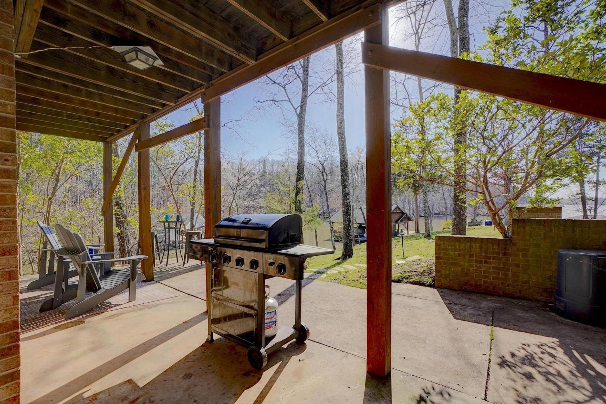 Hycove~HUGE Dock~VIEWS~Kayaks~Deep Water~Upgraded view 3