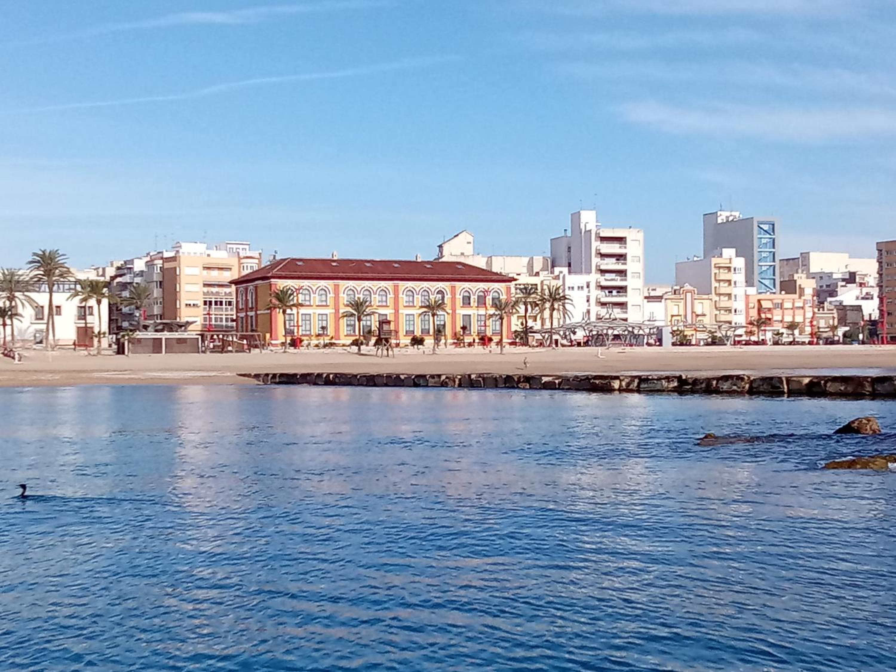 Photo 10