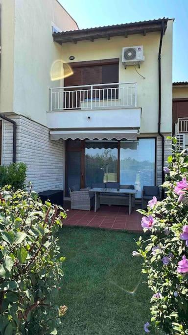 “Golf and Sun” Family Villa