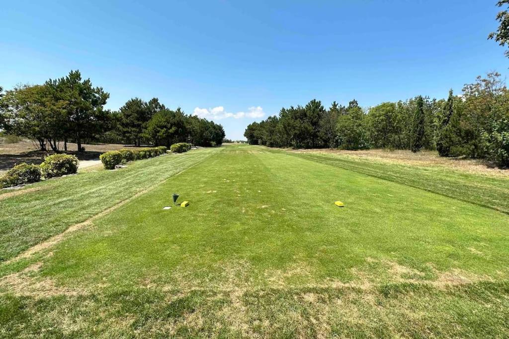 “Golf and Sun” Family Villa