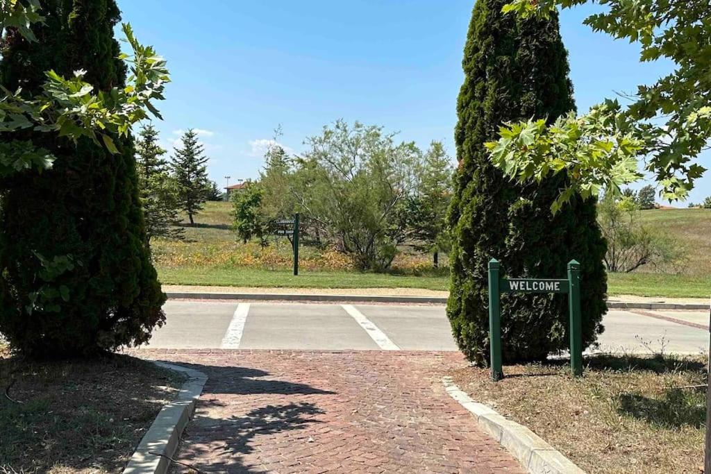 “Golf and Sun” Family Villa