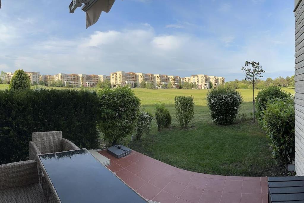 “Golf and Sun” Family Villa