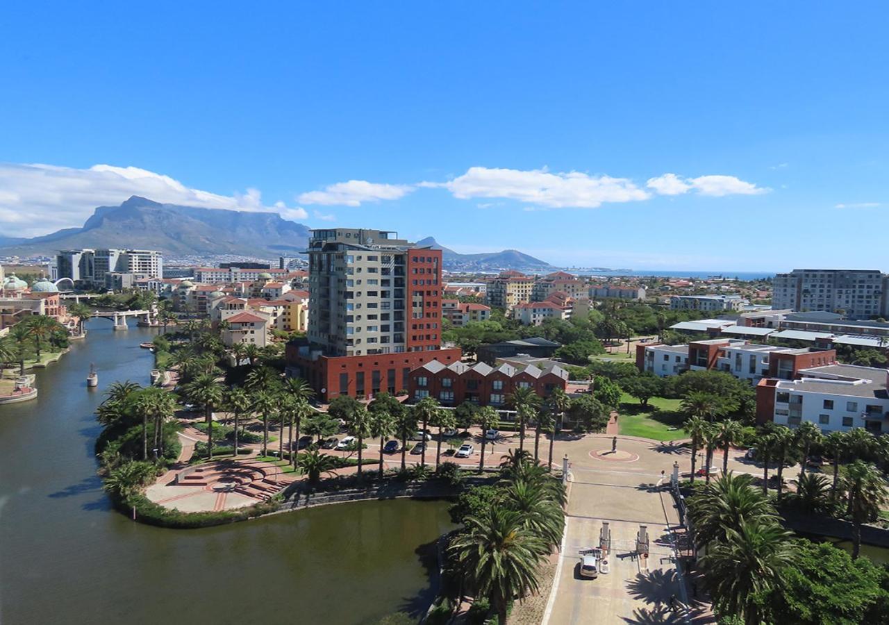 Cape Town Luxury Stays Knightsbridge Luxury Apartment Century City view 2