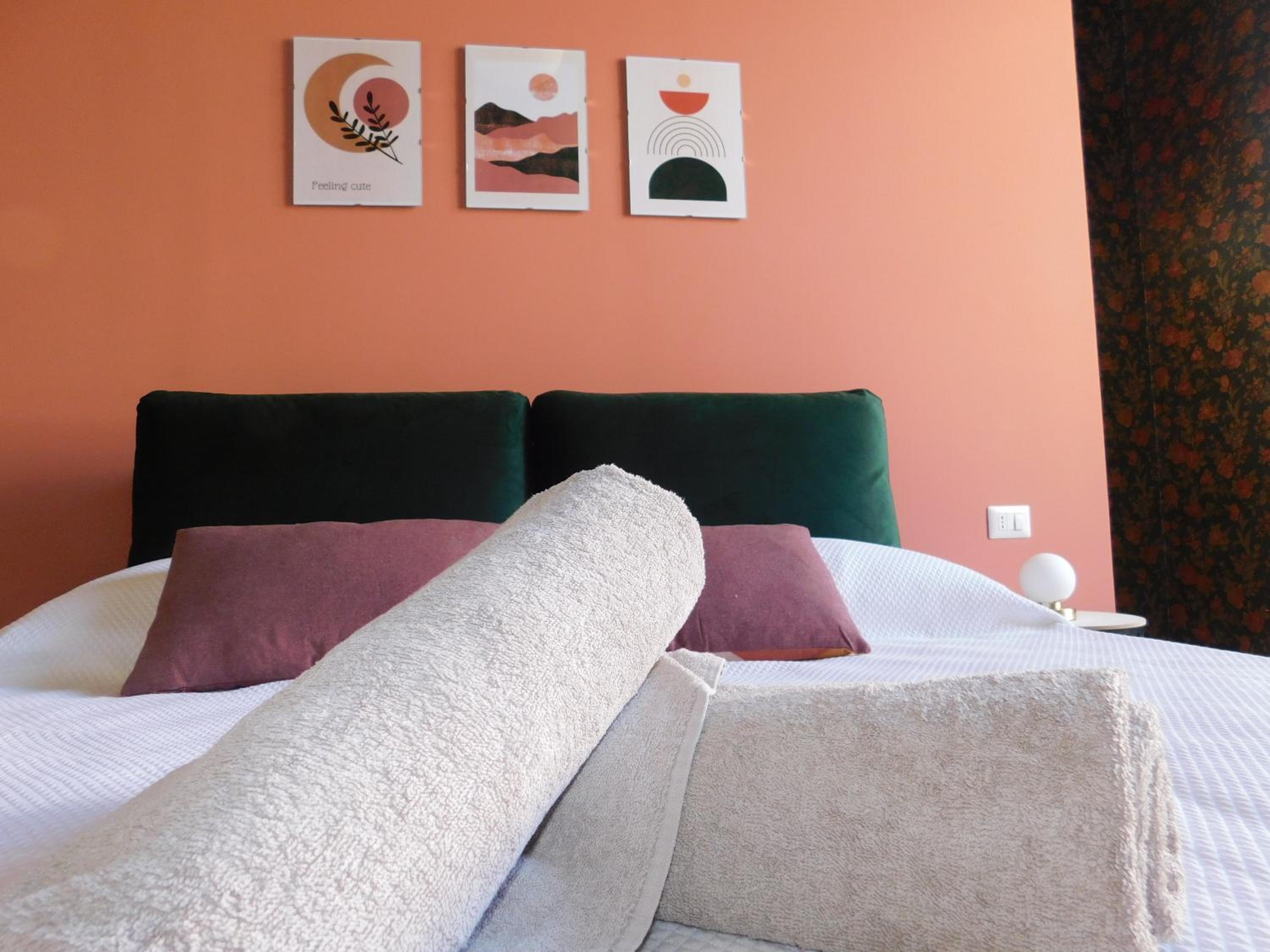 Hibiscus - Etnea Rooms view 4