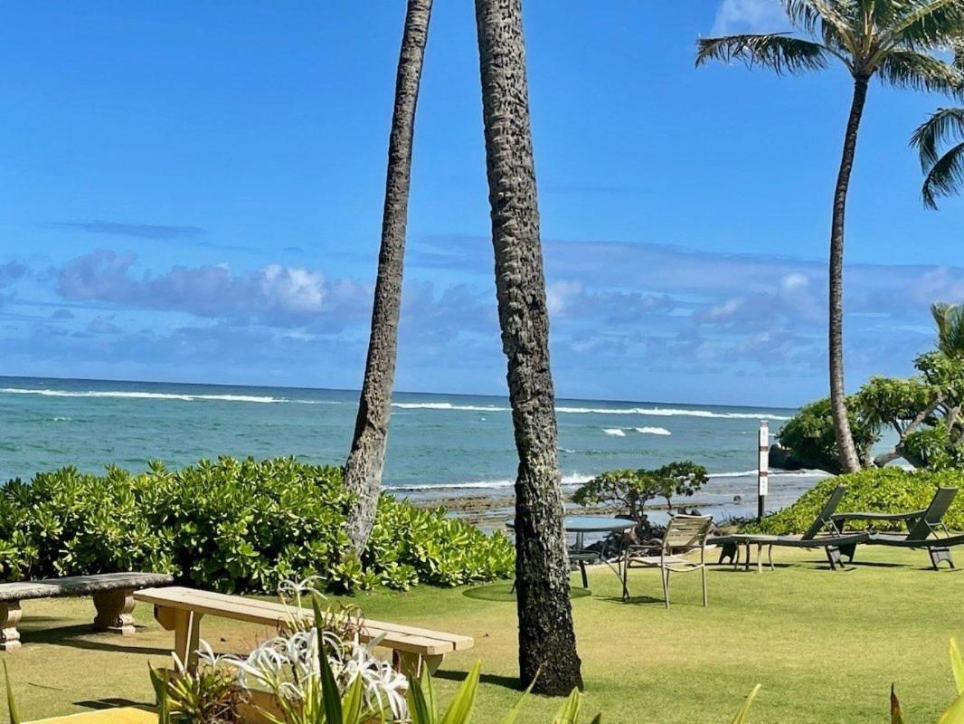 1BR Condo at Oceanfront Resort Kapaa Shore view 2