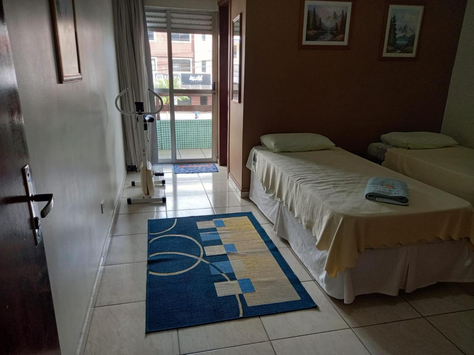 Espaço Verona-Apartamento econômico duplo c/banheiro e sem café