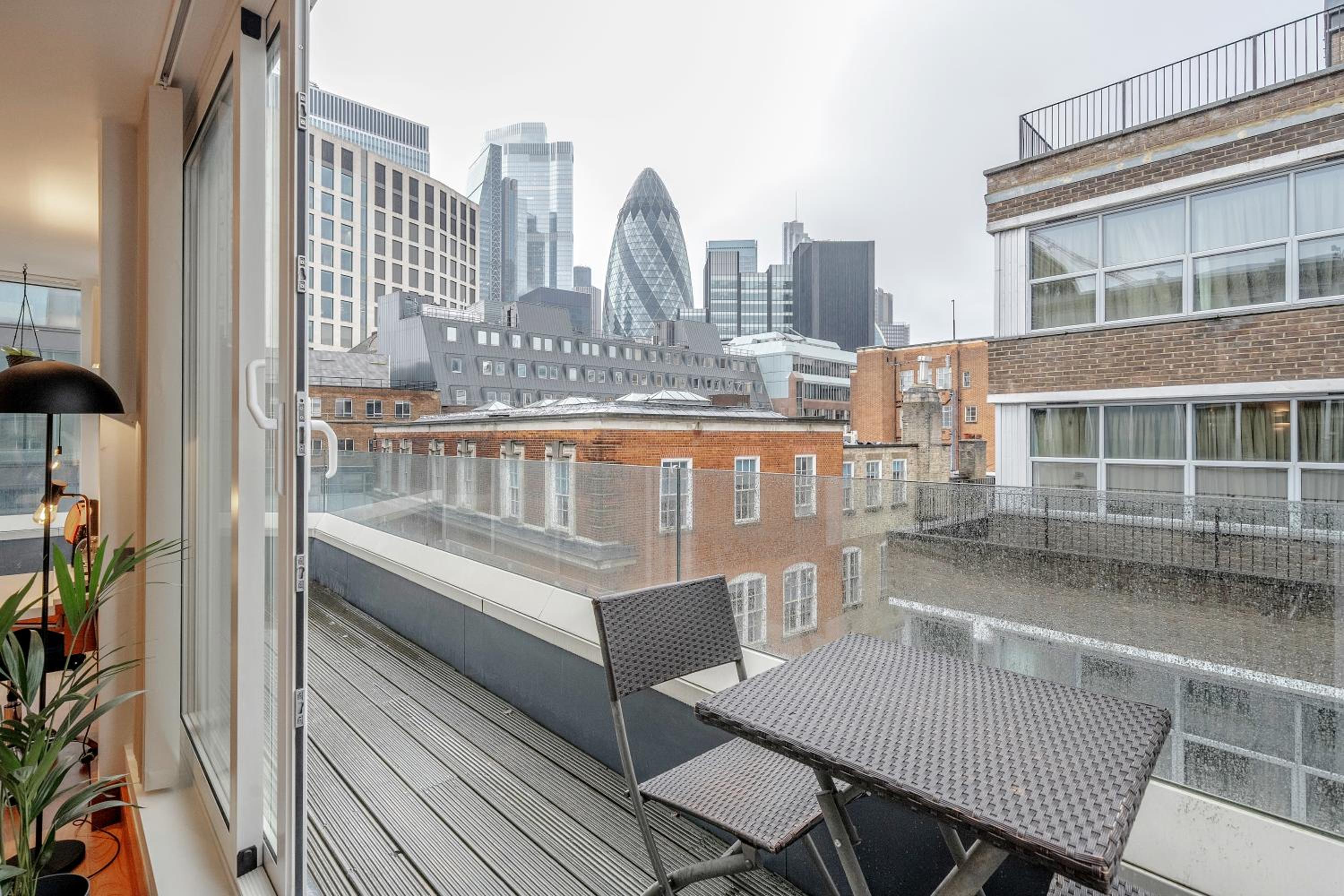 Stay Kula London - Tower Hill