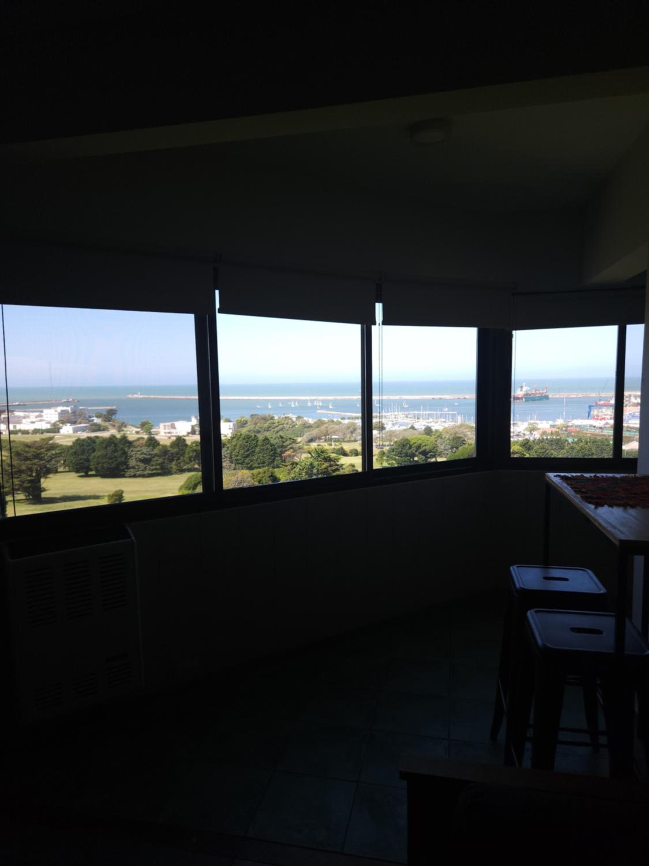 Depto luminoso y amplio Playa Grande Alem Golf