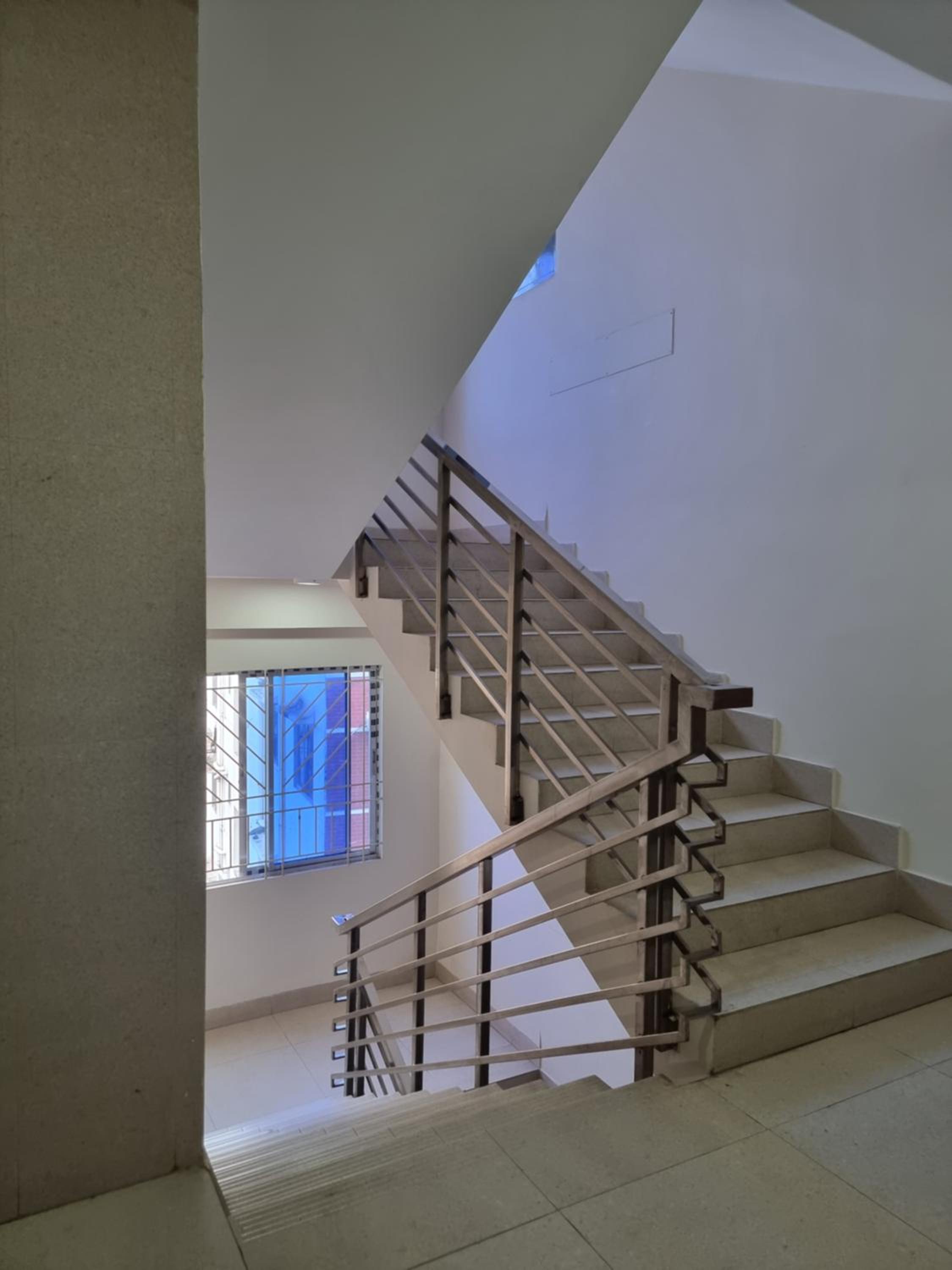 Econ Stay in New Apartment, Jigatola, Dhanmondi, Dhaka, BD