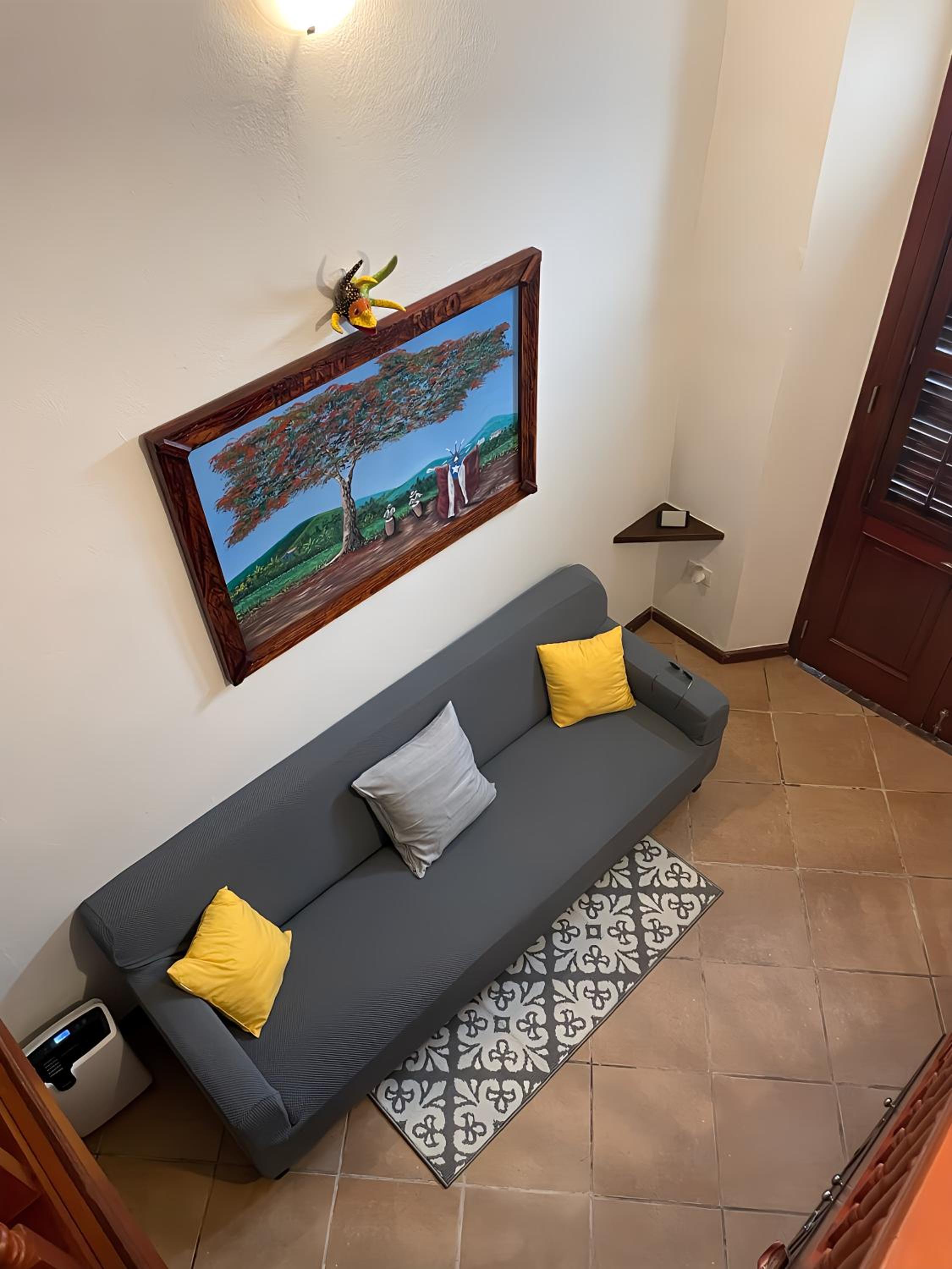 Historic Loft in the Heart of Old San Juan, Walk to Everything, Ideal for Nightlife Lovers view 3