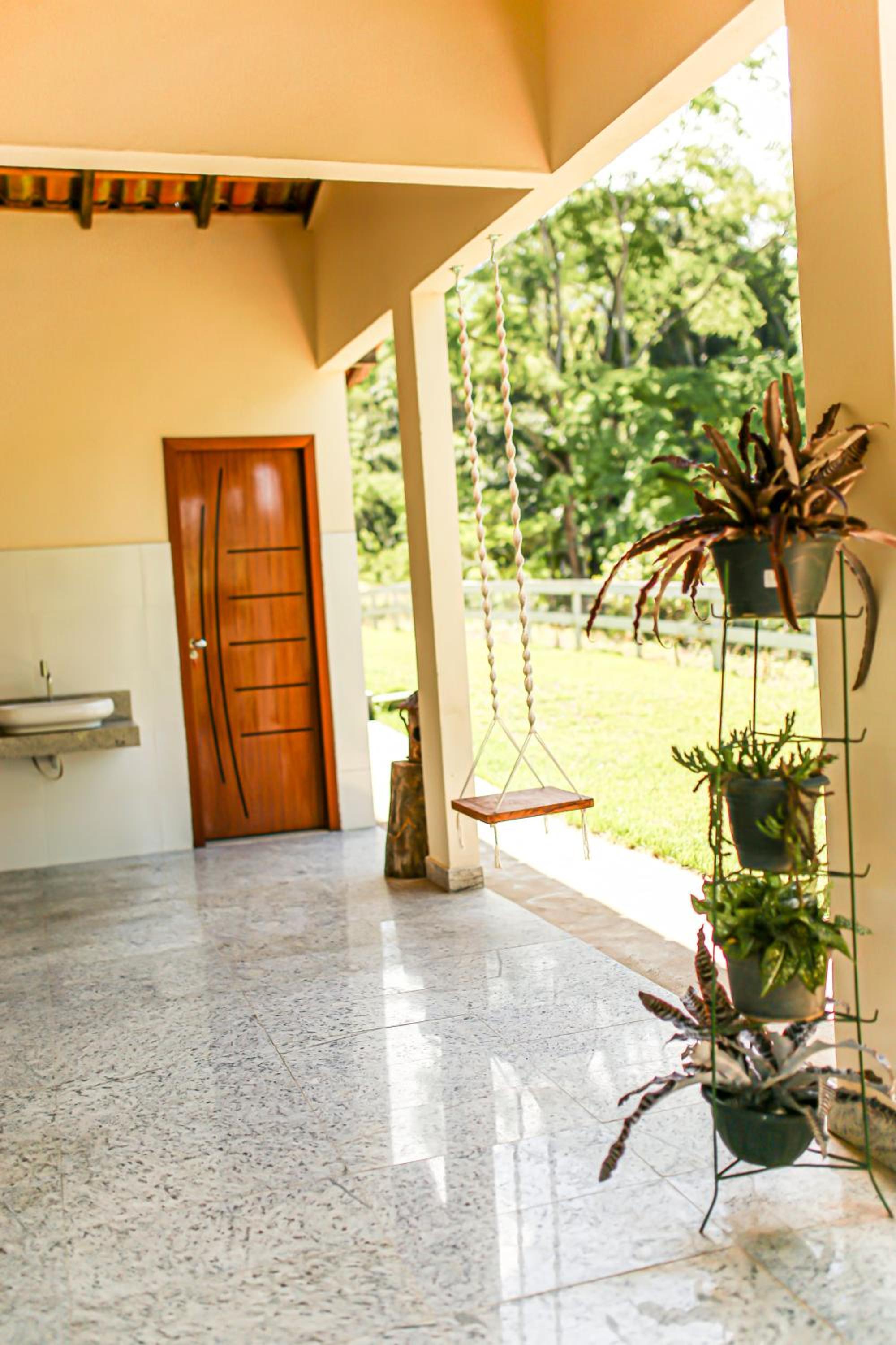 Chalés São João - a 500m da Cachoeira de Bom Jardim - com piscina