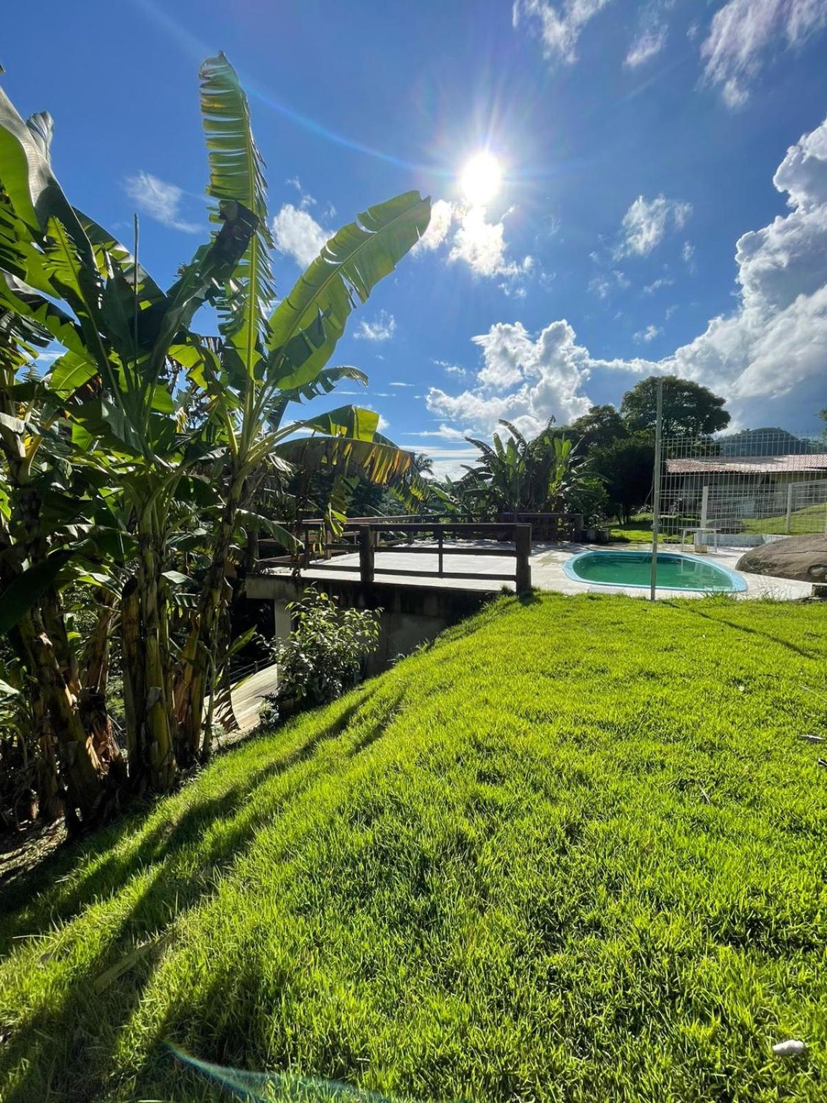 Chalés São João - a 500m da Cachoeira de Bom Jardim - com piscina