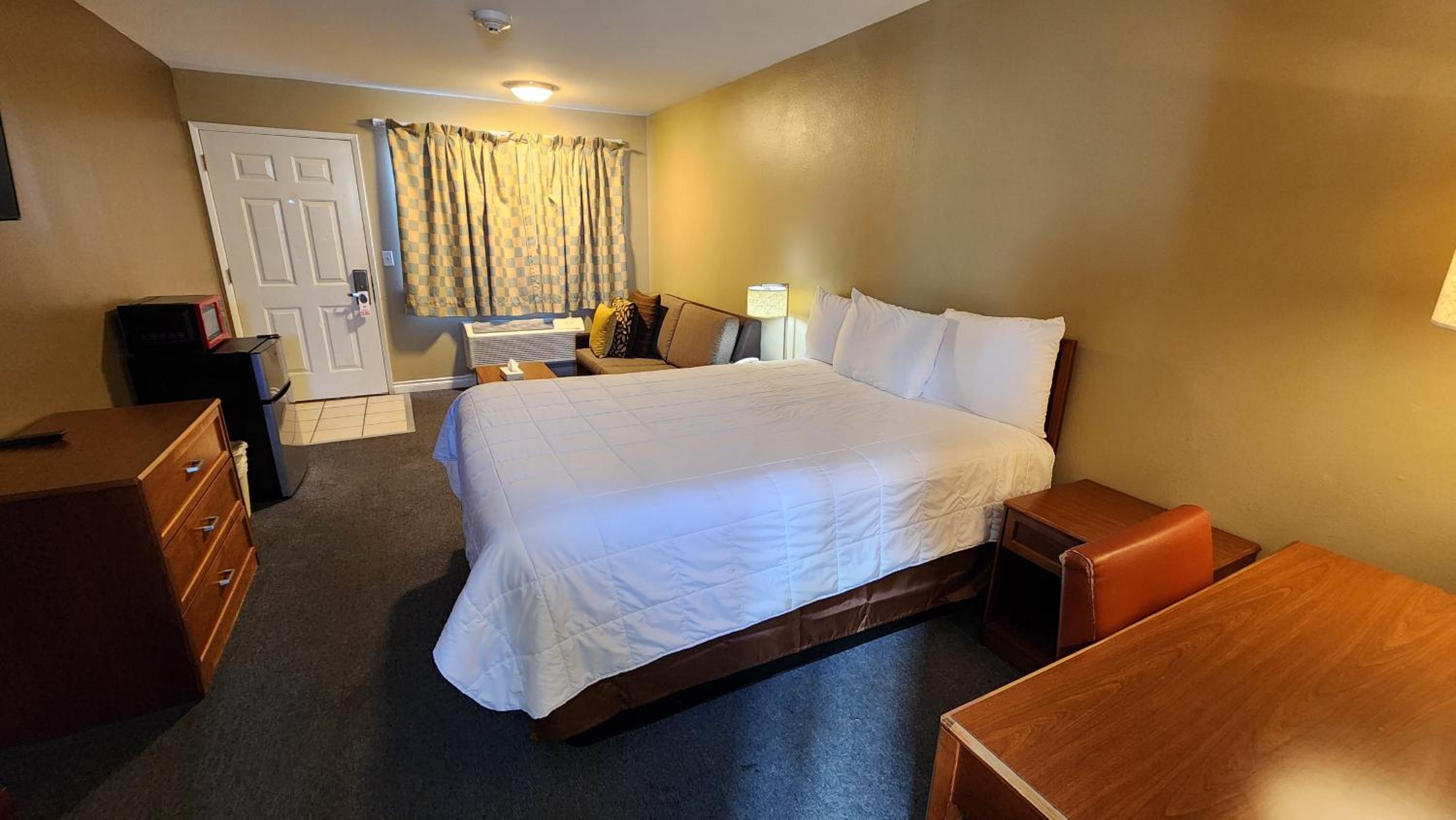 Welcome Everett Inn