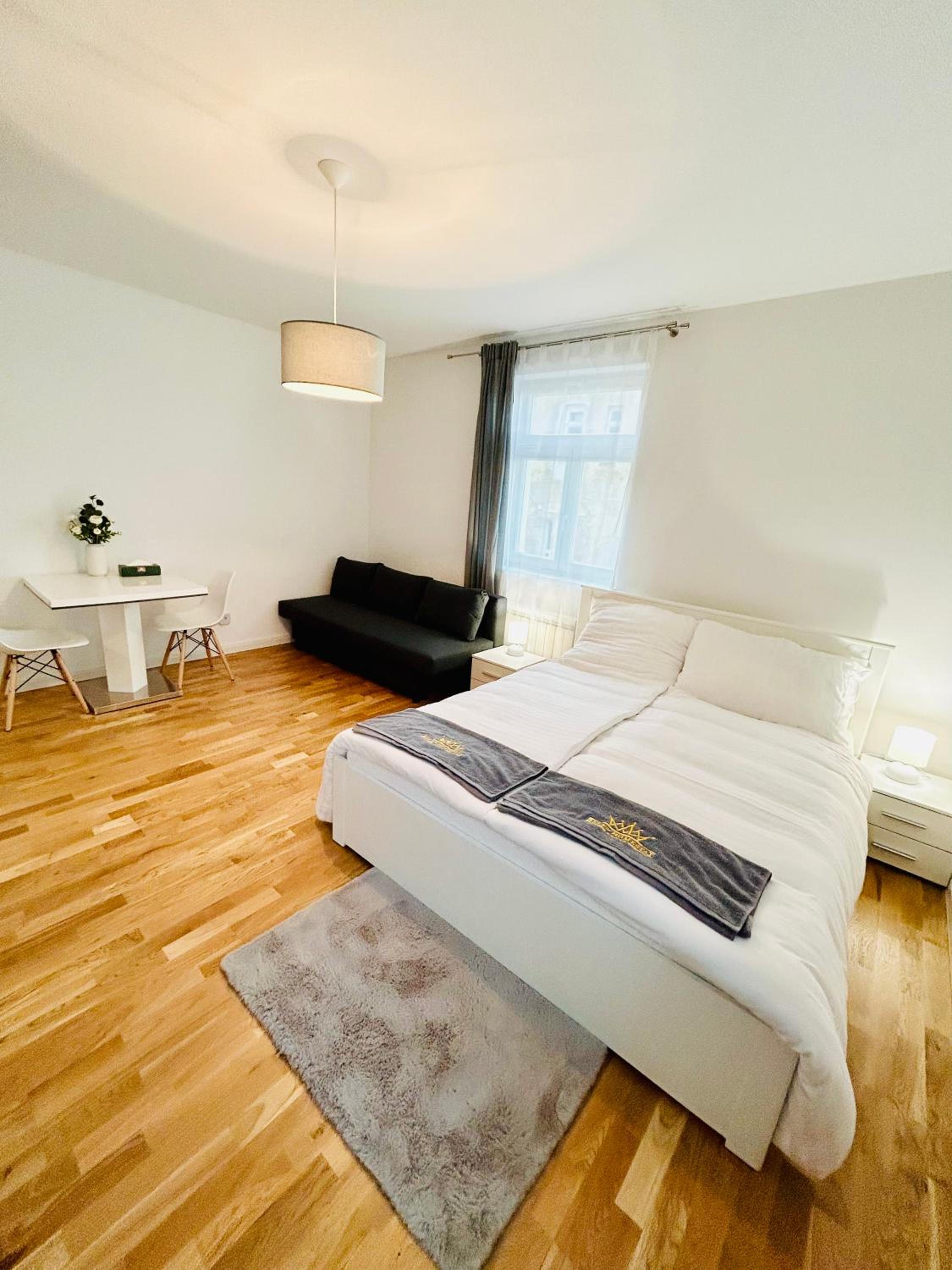 NEW DESIGN & STYLE Apartments 50m from Wenceslas Square