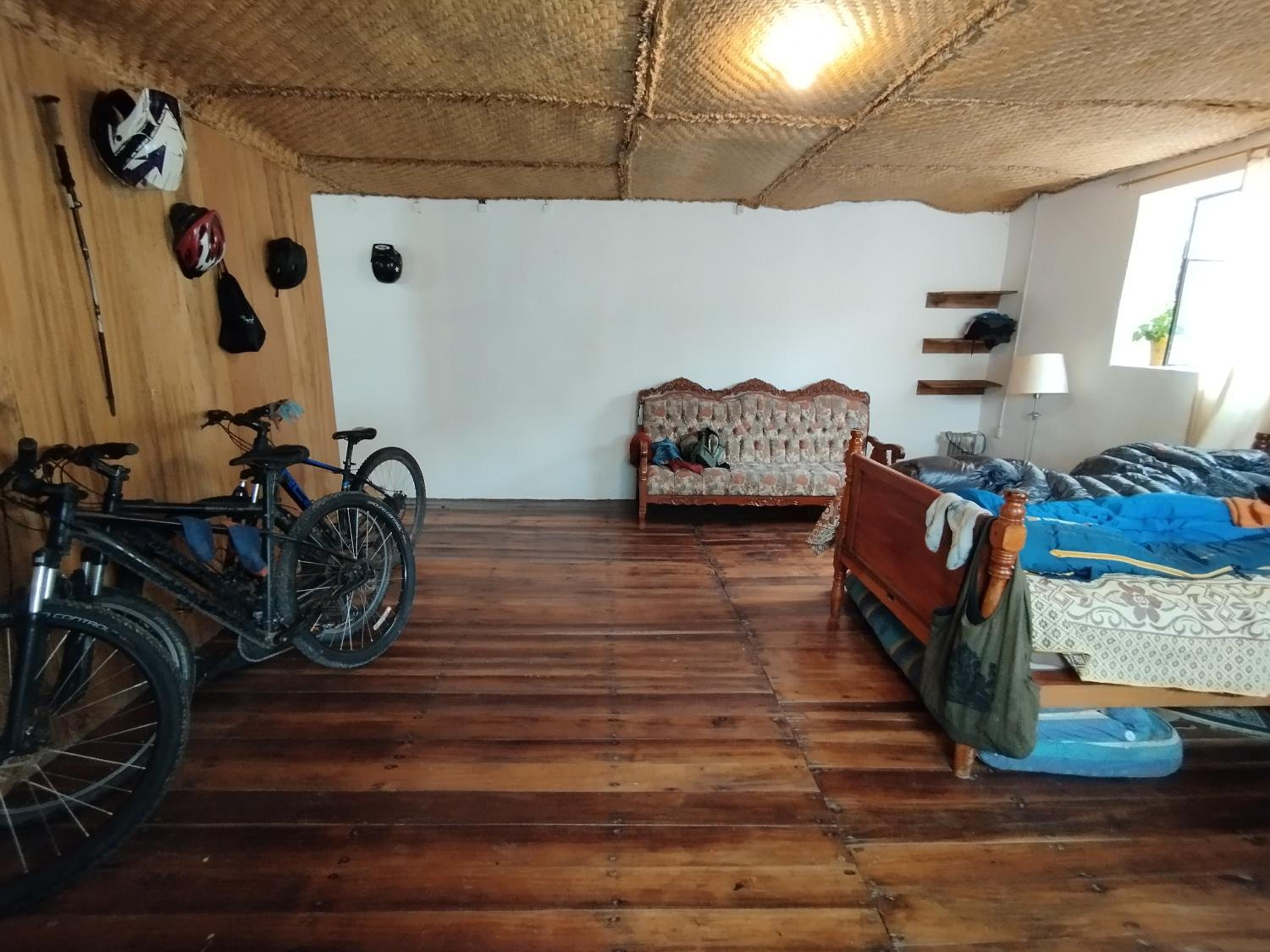 Casa Pájaro Azul - Isinliví view 2