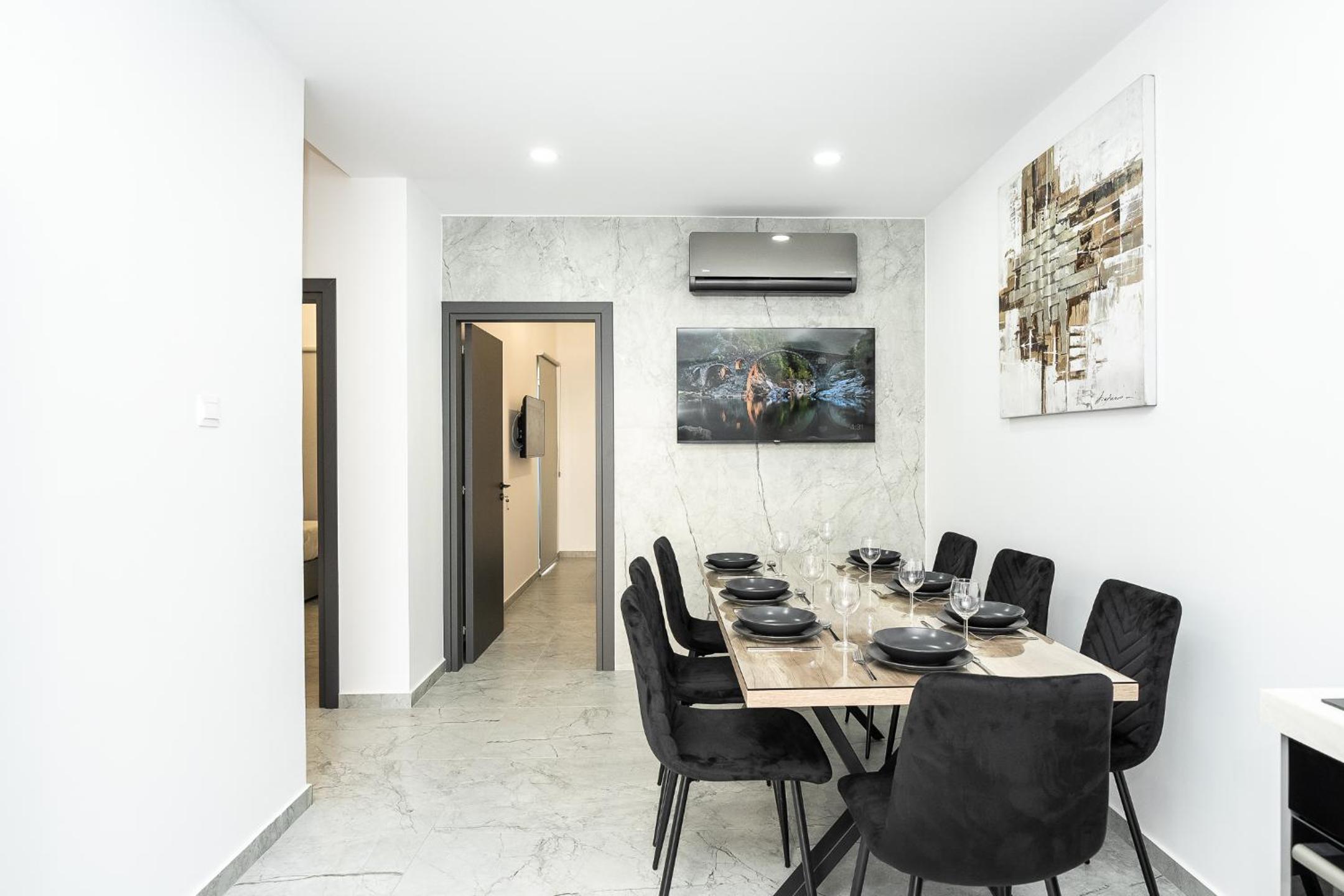 Spiros Luxury Apartments view 4