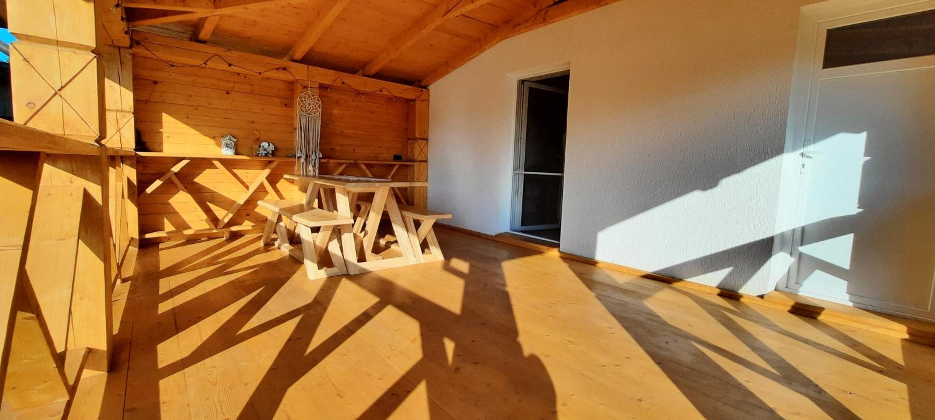 Mura House